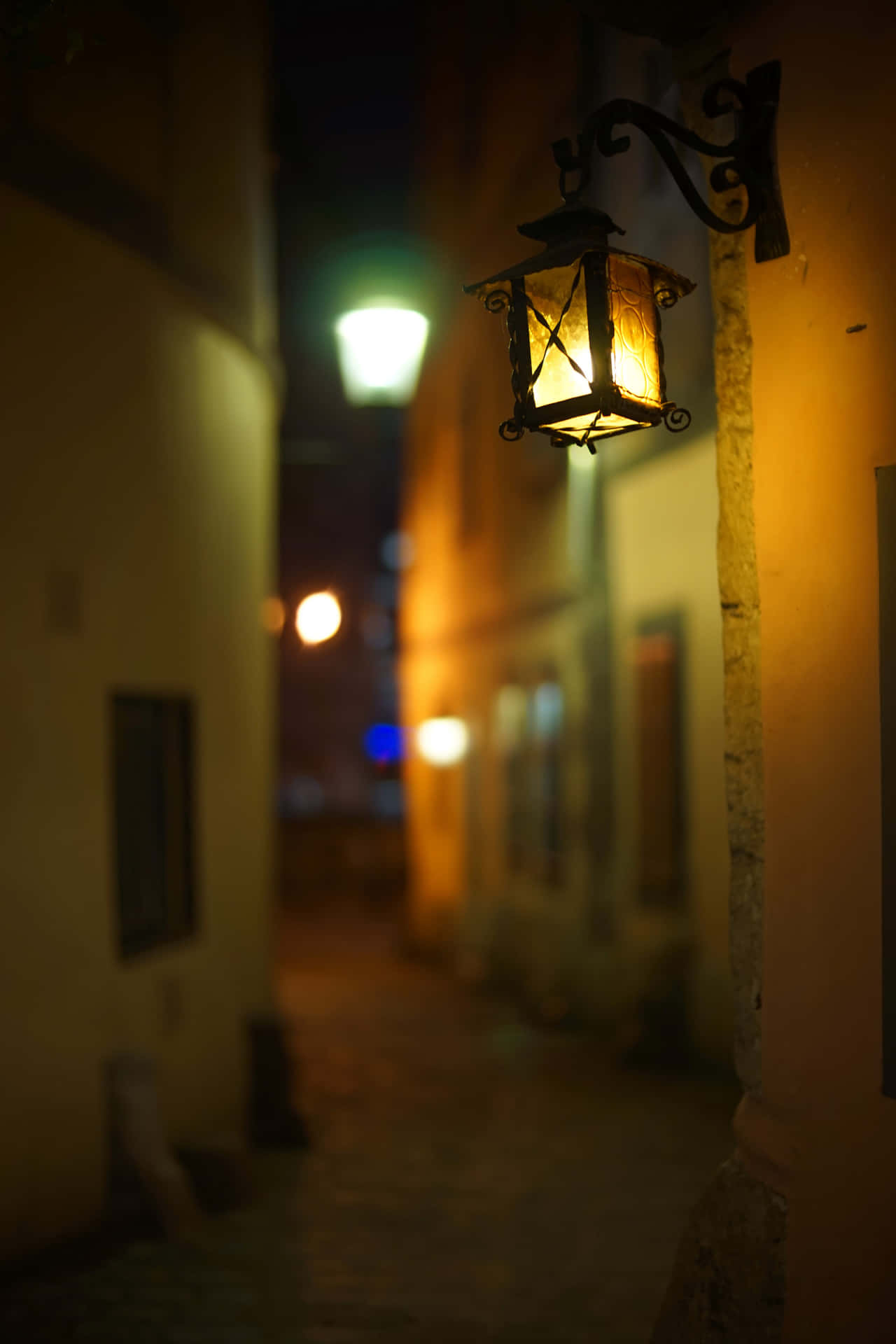 1280x1920 Download Old Town Night Lamp Wallpaper
