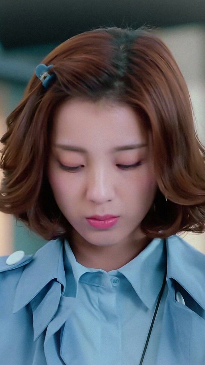 720x1280 xiaoqi ideas to save today. alien girl, me as a girlfriend, cute actors and more