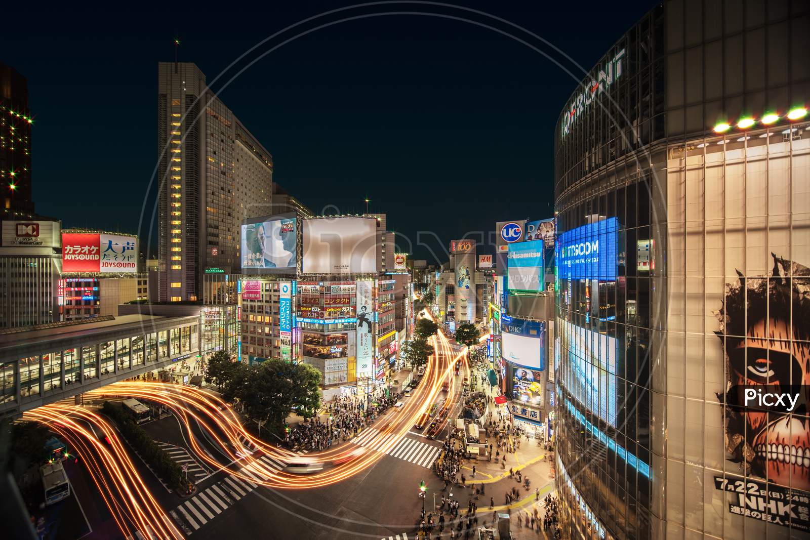 1600x1067 Image Of Aerial View Of The Shibuya Crossing Intersection In Front Of Shibuya Station On A Summer Night With The Speed Lights Flow Of Cars. GG816436 Picxy