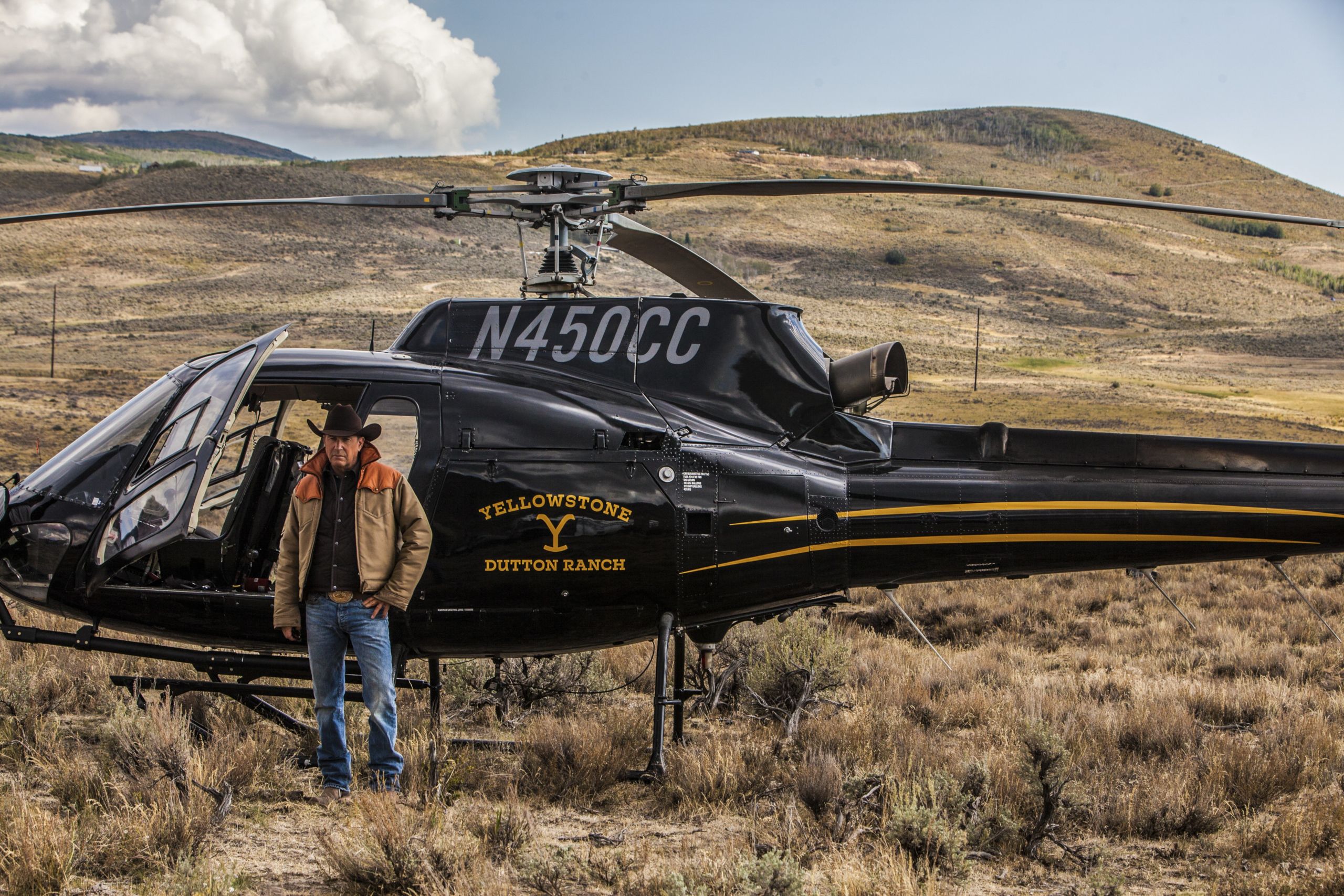 2560x1707 Yellowstone TV