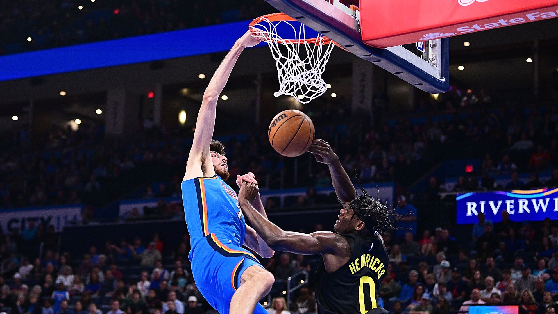1920x1080 Chet Holmgren serves up HUGE poster jam against Jazz