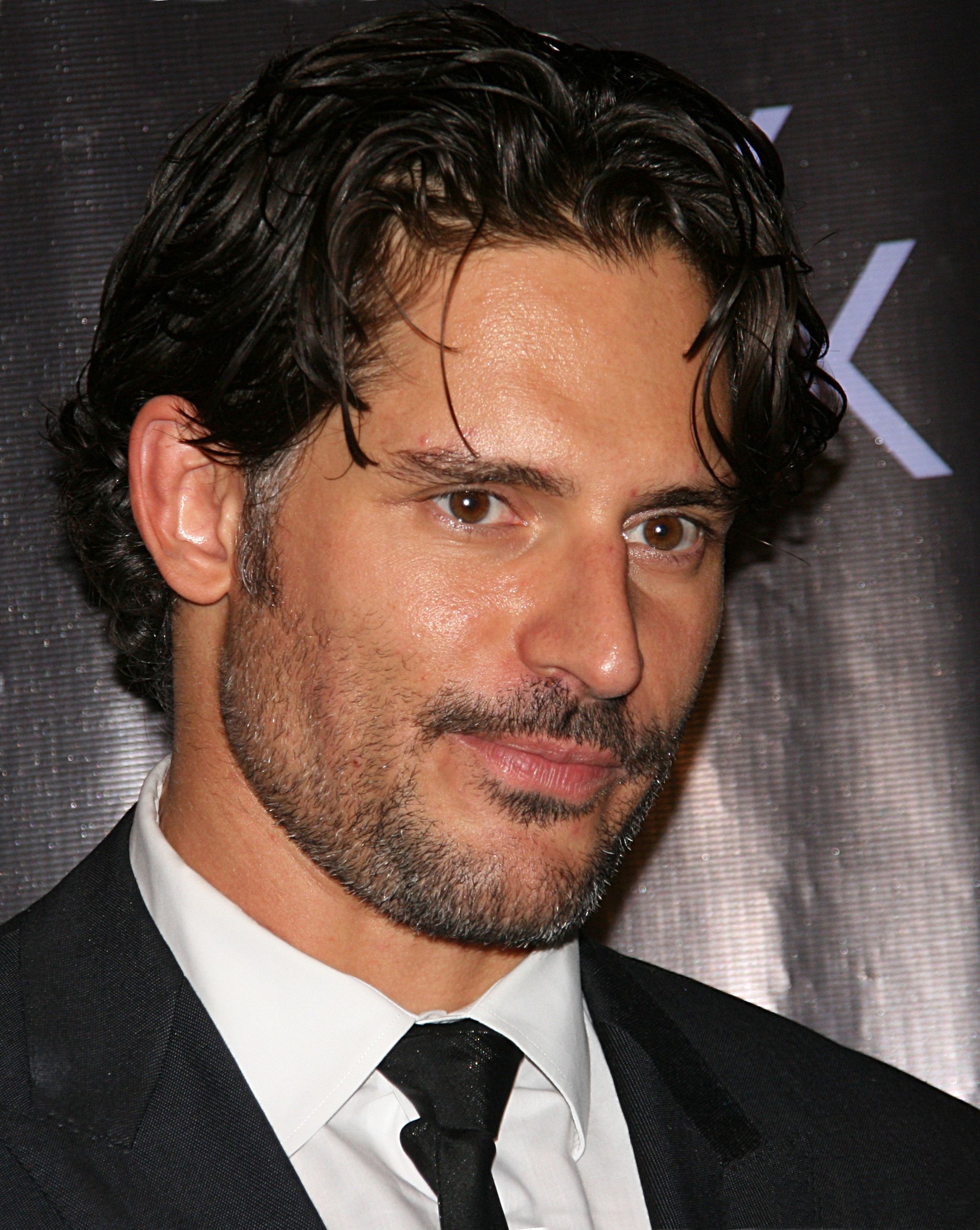 2052x2576 Joe Manganiello 5