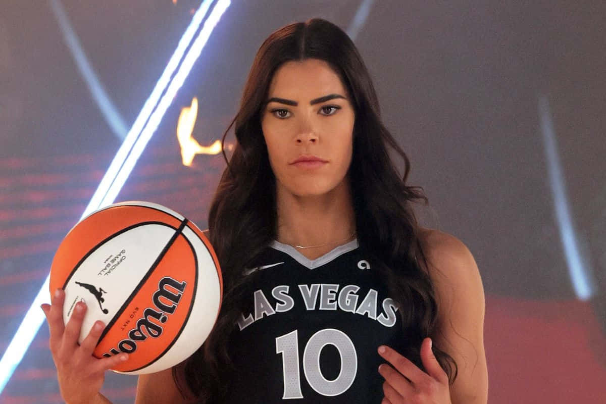 1200x800 Download Kelsey Plum Las Vegas Basketball Player Wallpaper