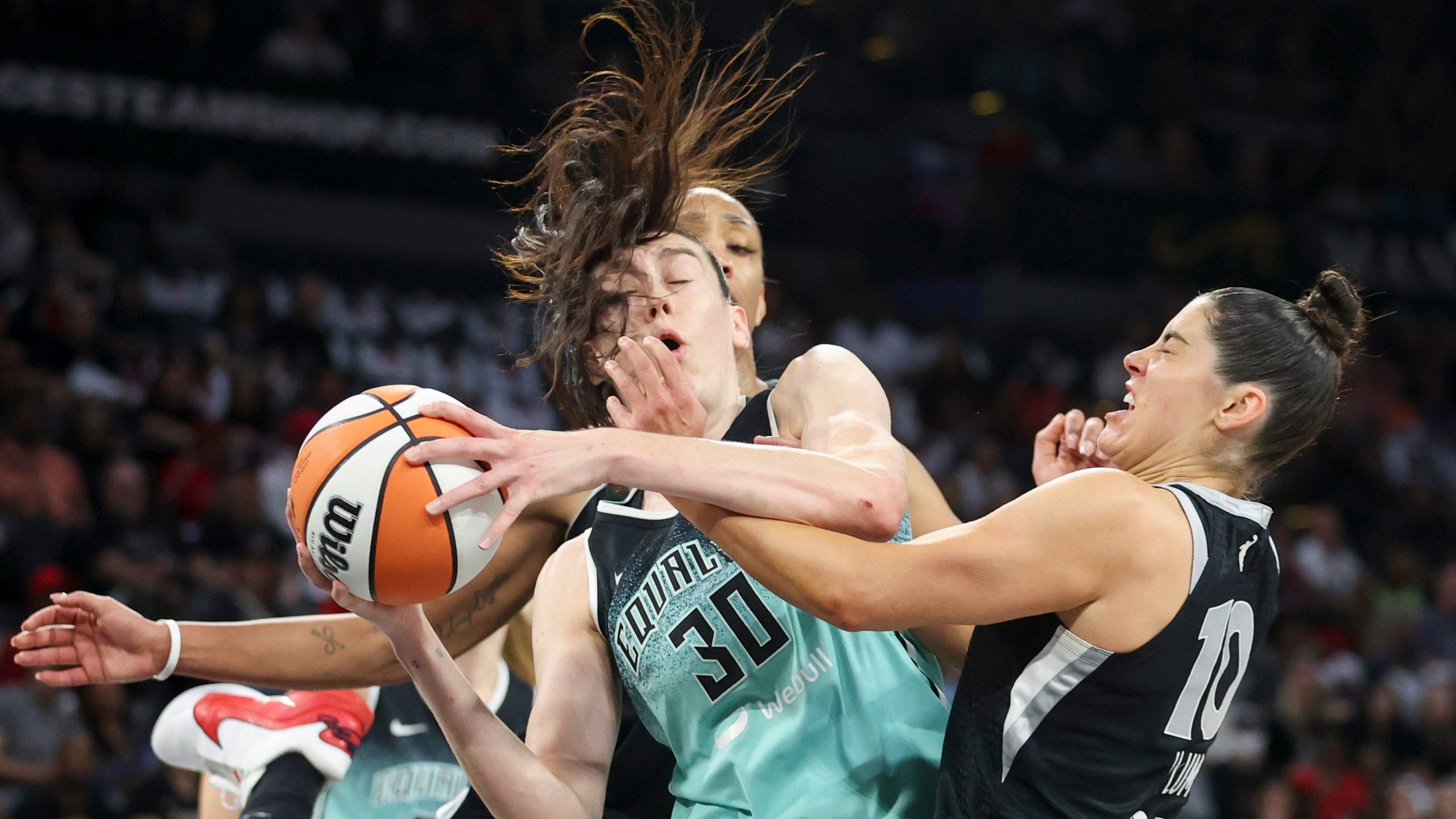 2560x1440 Ionescu Scores 22 Points To Lead Liberty To 76 62 Win Over Aces And Into WNBA Finals