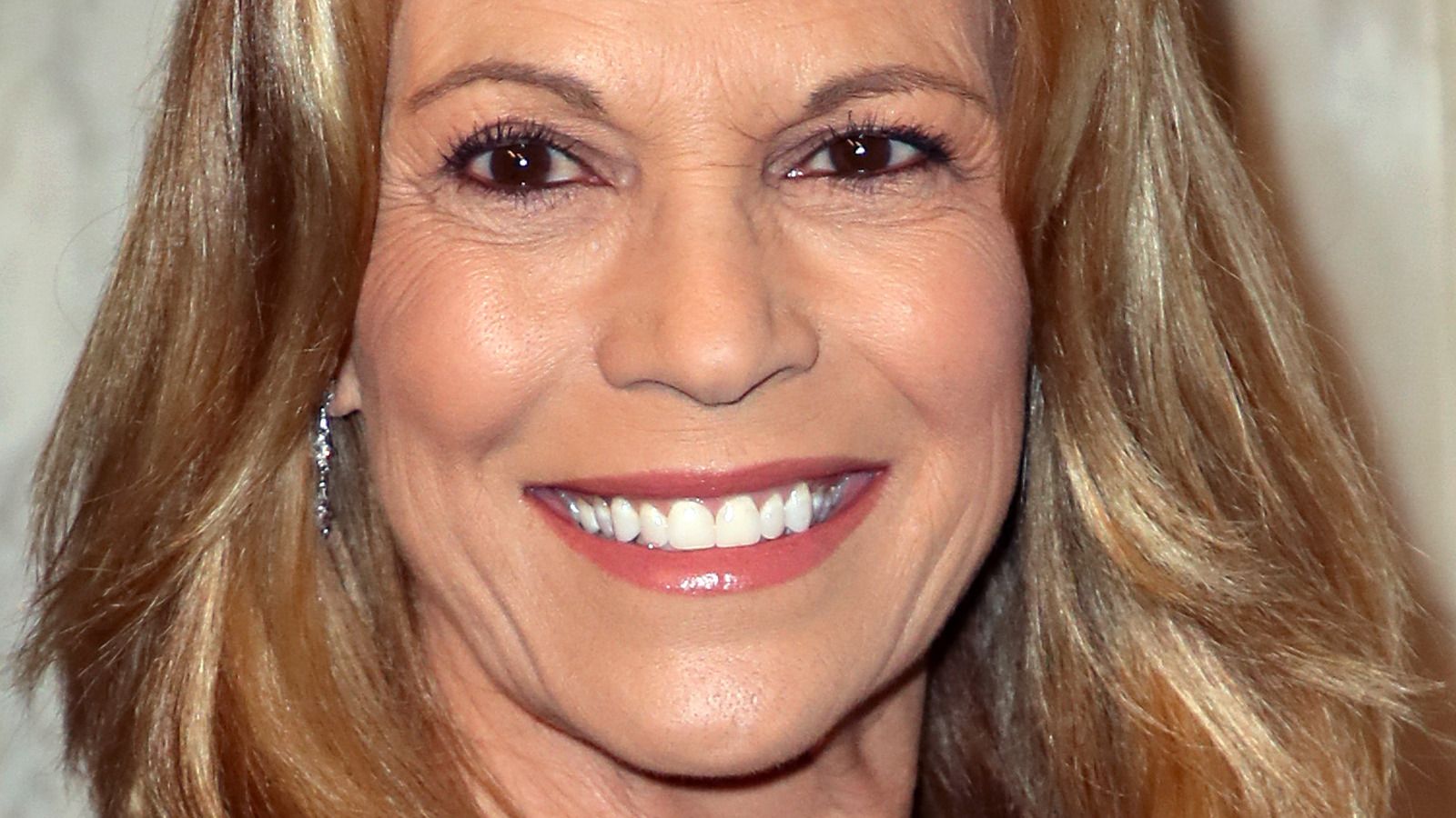 1600x900 The Exact Moment Wheel Of Fortune's Vanna White Knew She Made It