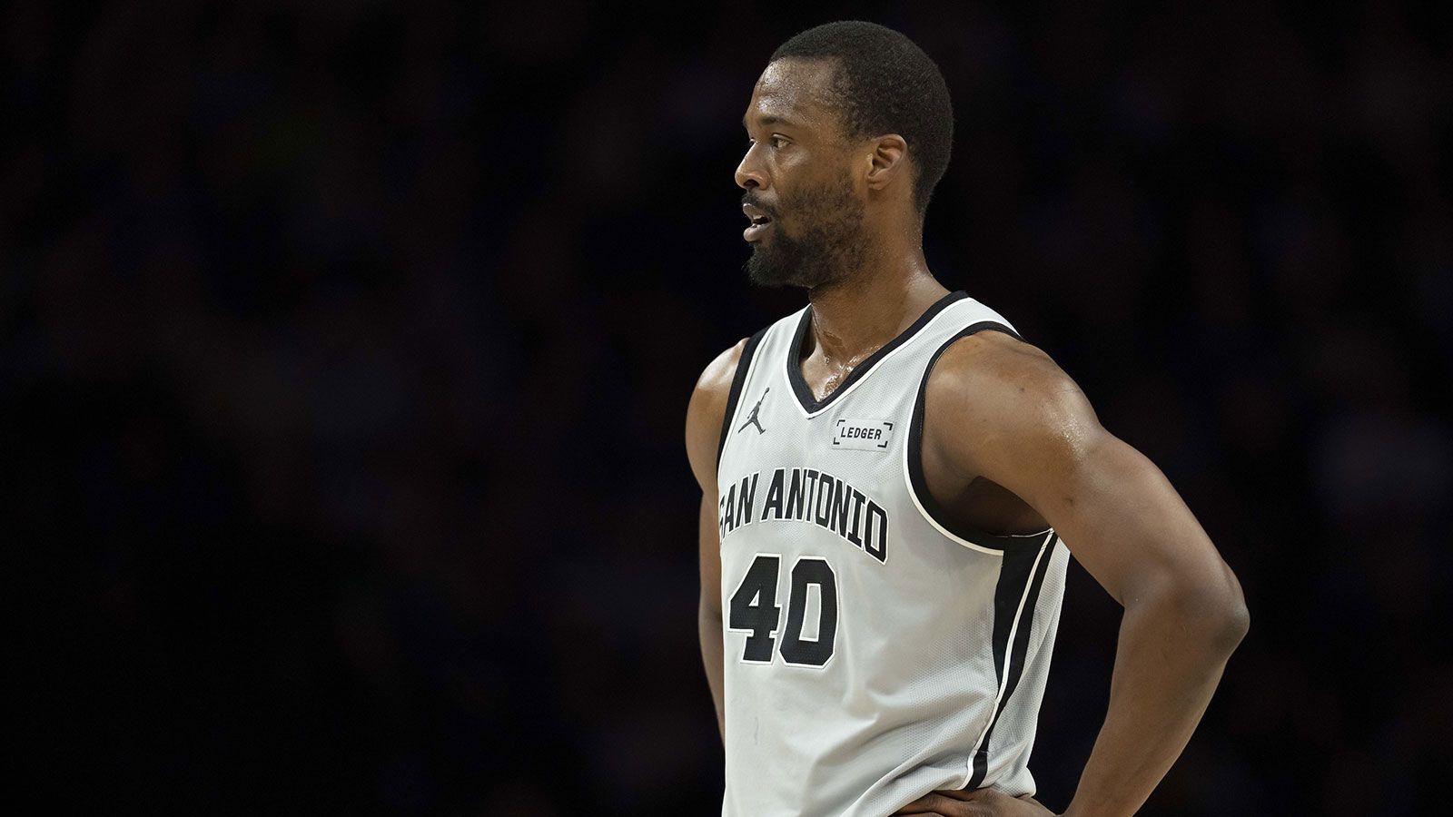 1600x900 Spurs news: Bizarre reason Harrison Barnes' streak of 364 games played, snapped