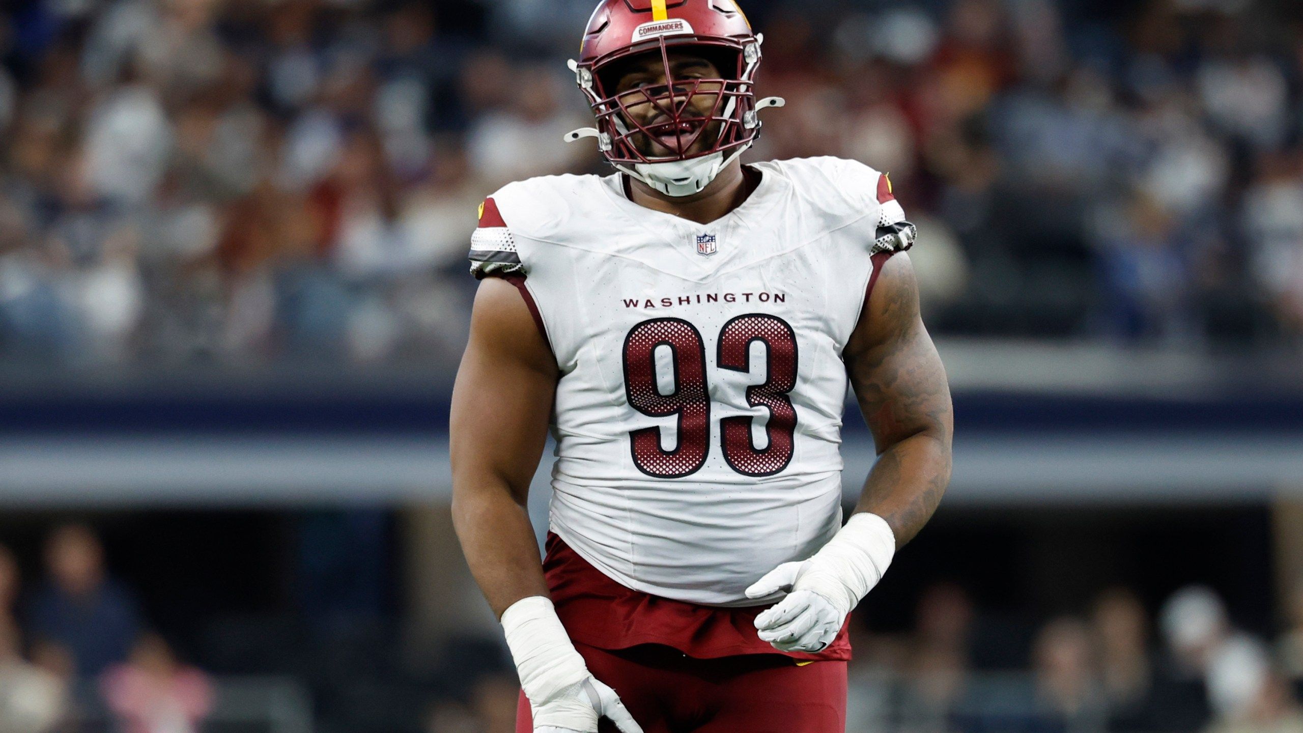 2560x1440 Washington Commanders release defensive tackle Jonathan Allen