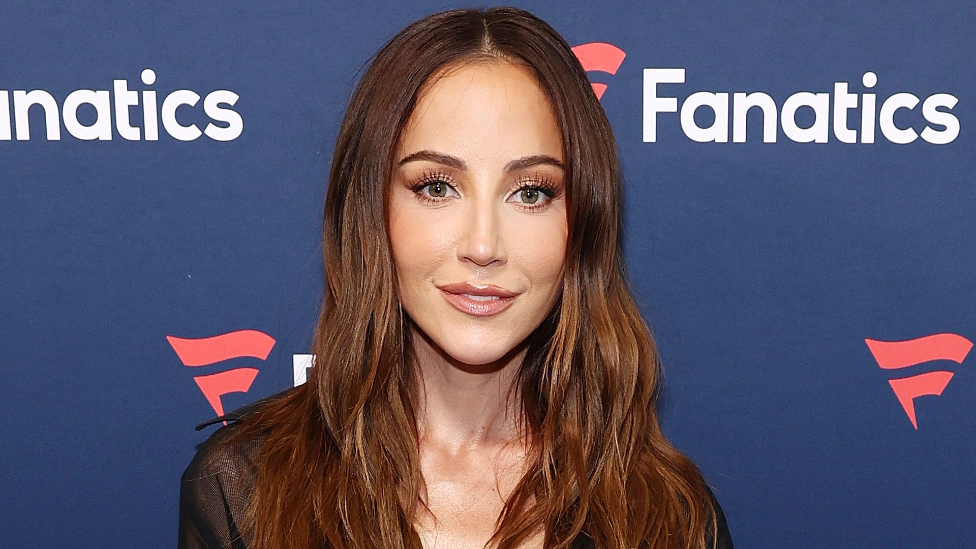 1920x1080 Kay Adams given new 'Black Widow' nickname by as NFL reporter stuns in red carpet outfit