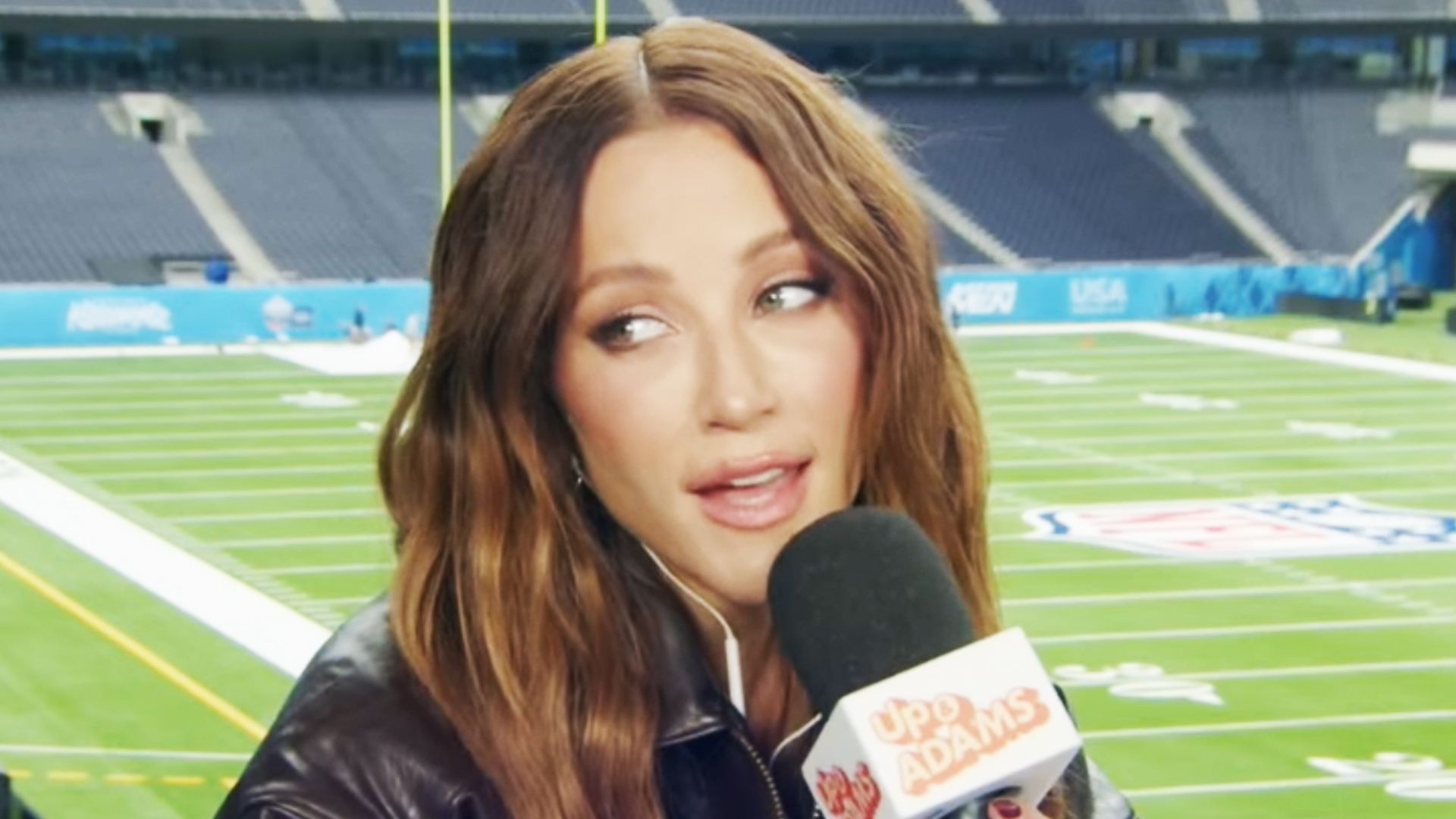 1920x1080 Kay Adams outfit choice called out by show producer after sports host admitted she was almost kicked out of stadium