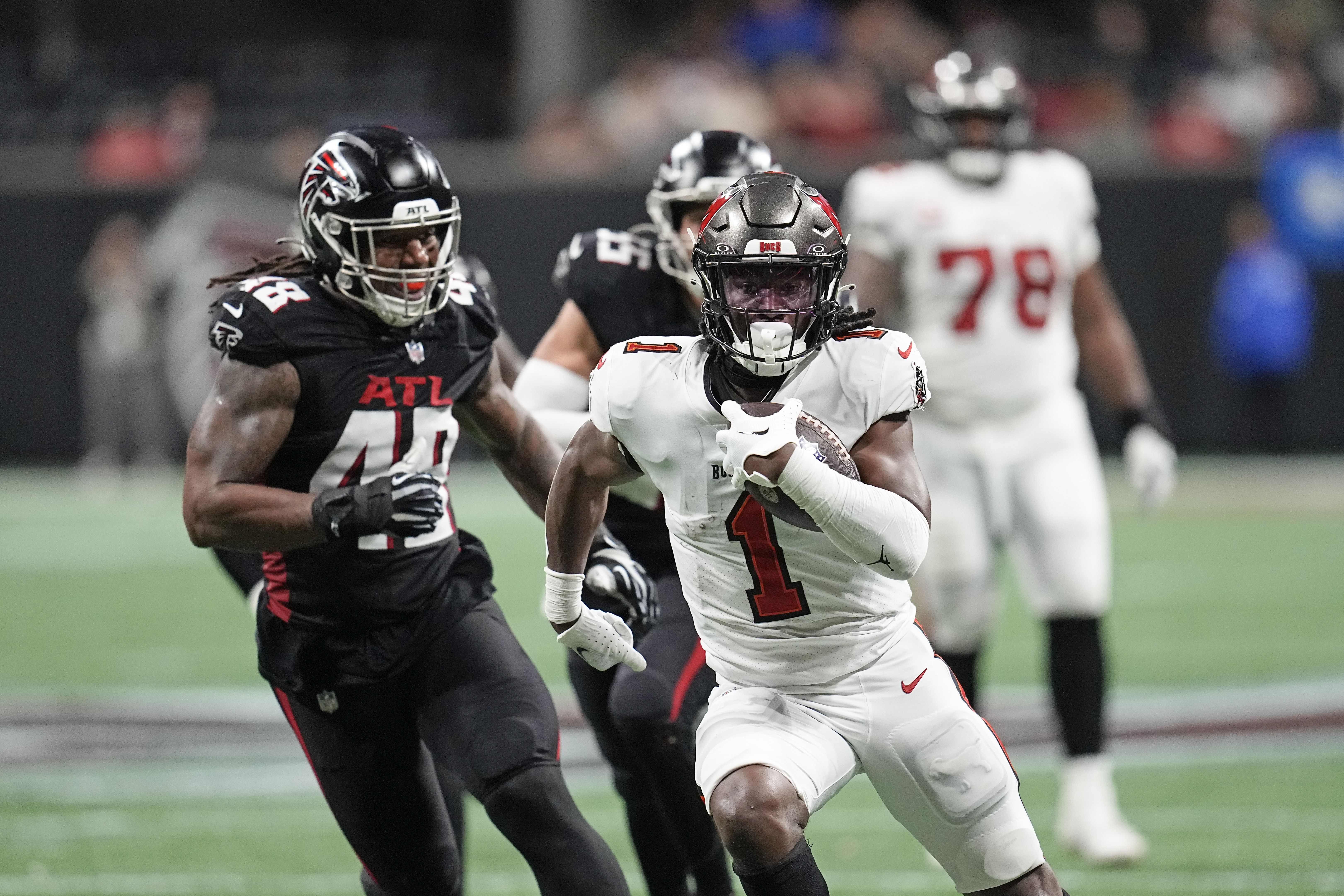 6486x4324 Bucs offense riding running back Rachaad White into playoff contention