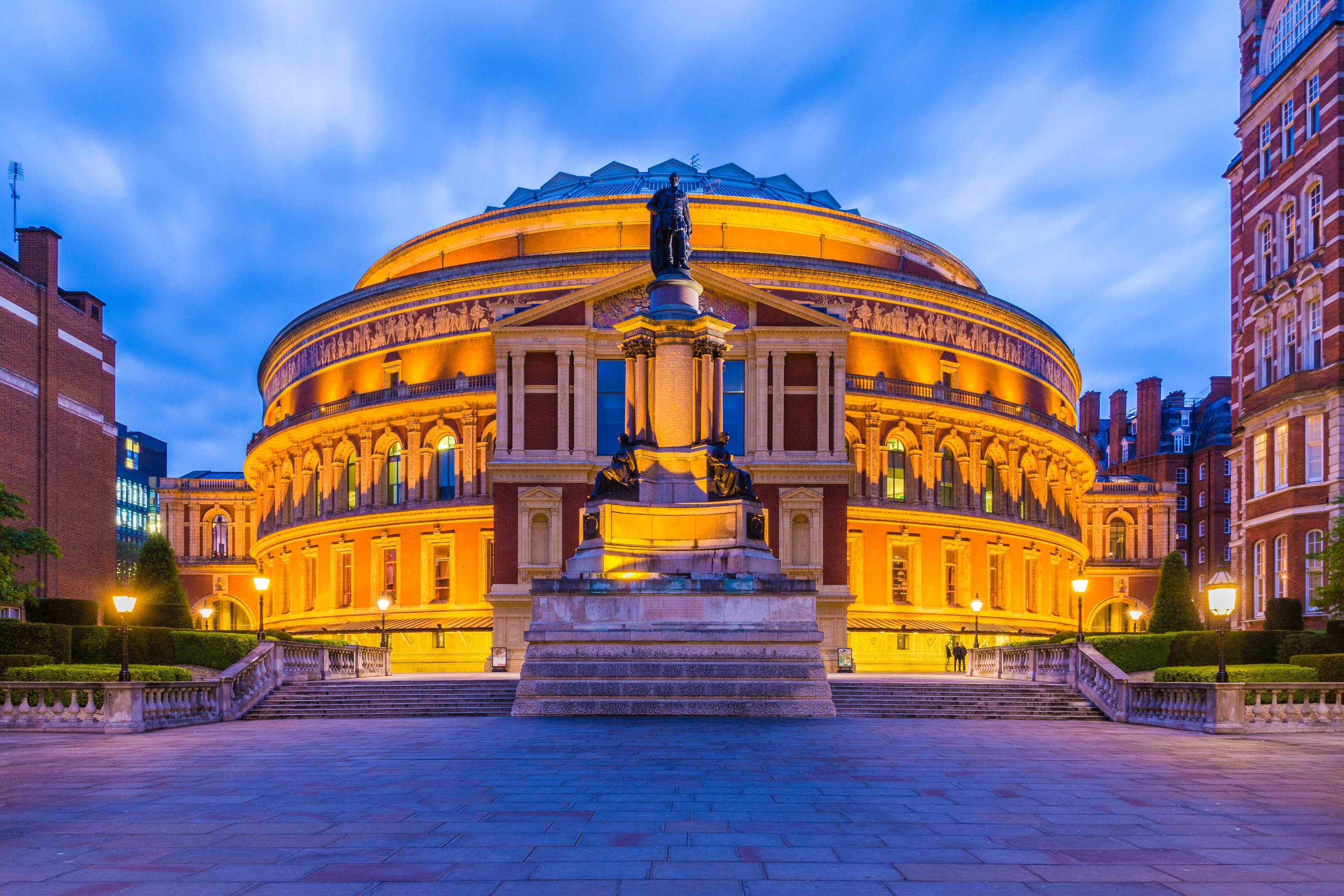 3000x2000 Royal Albert Hall says its future is