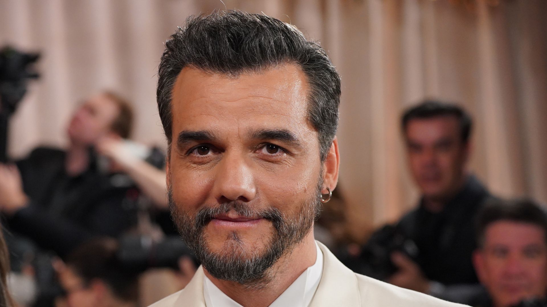 1920x1080 Wagner Moura Becomes First Brazilian Man Nominated for Best Actor at Oscars