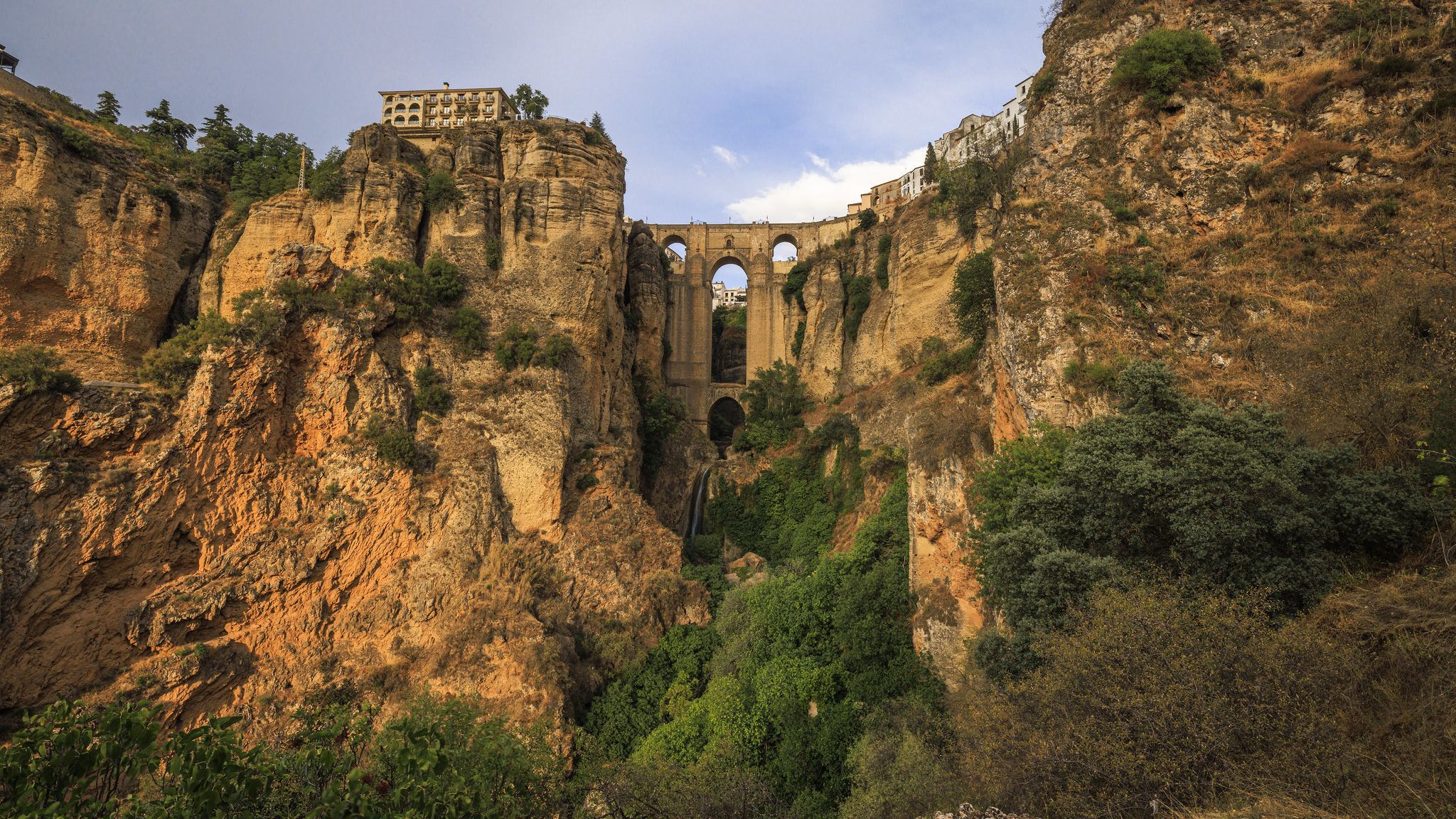 2048x1152 Itinerary for a Magic 7 Days in Southern Spain