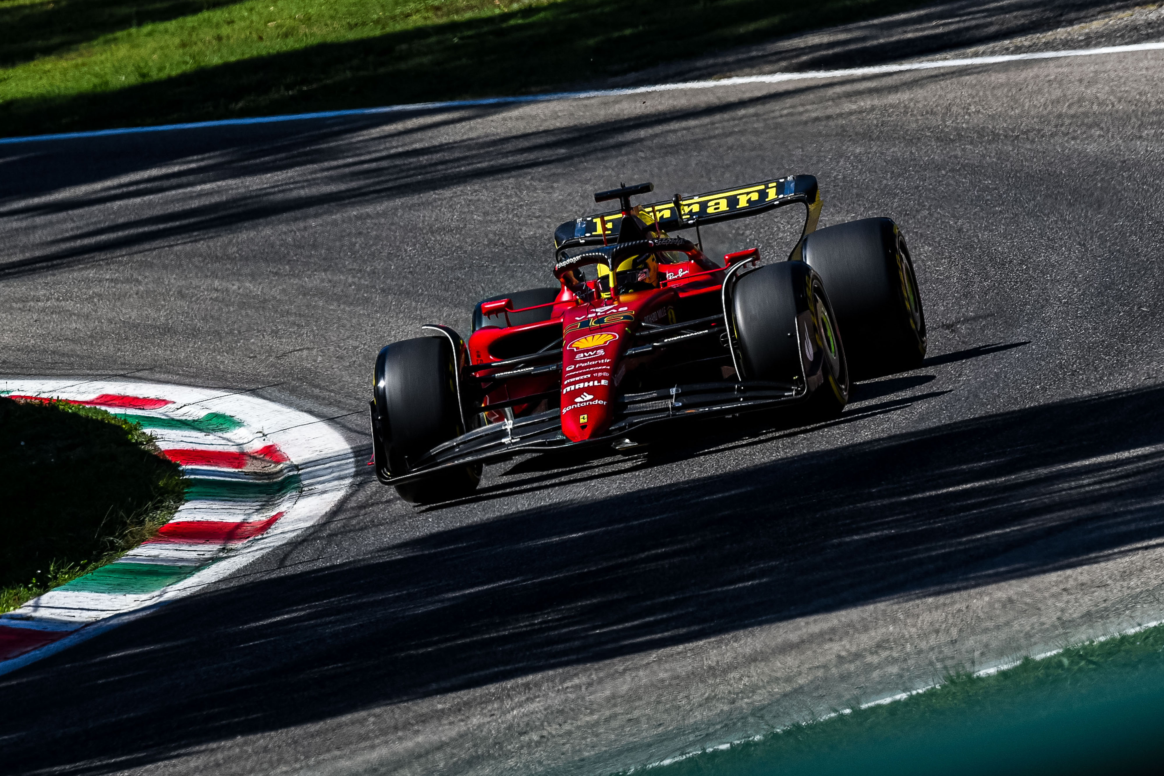 4000x2667 F1 Monza Wallpaper