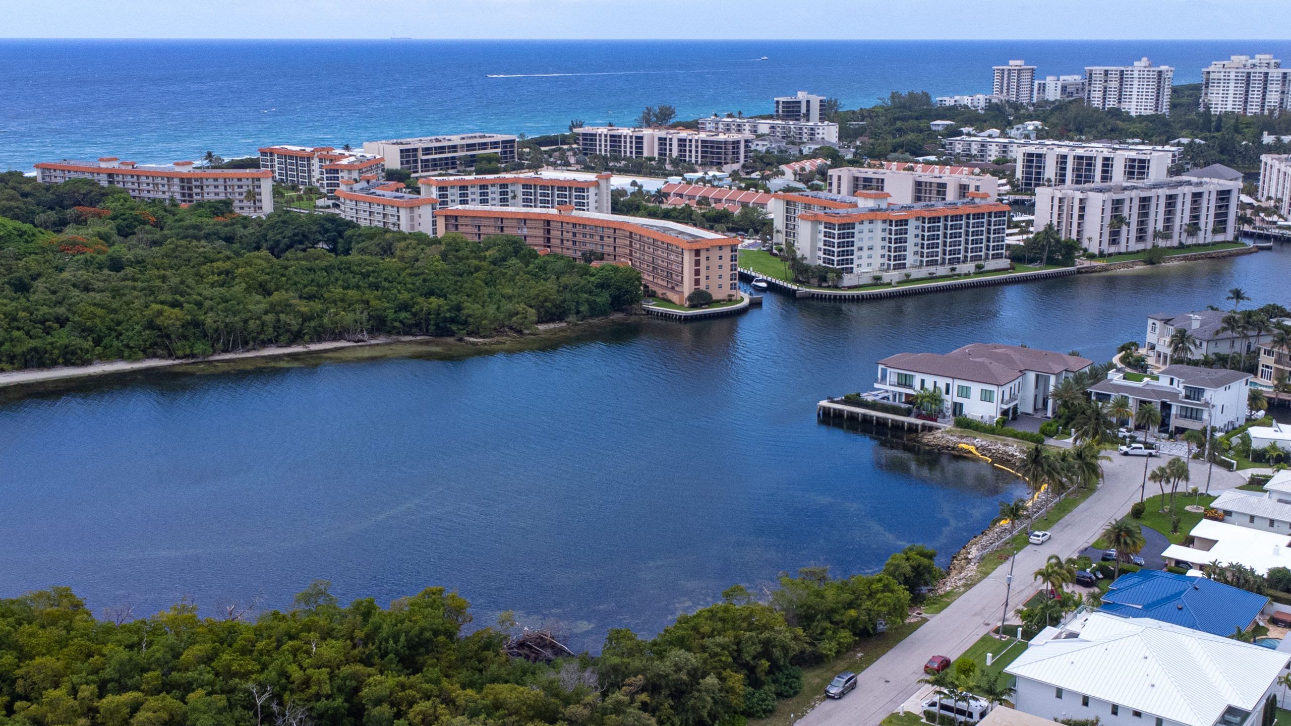 2560x1440 Boca Raton Rejects Developer's Plan to Fill In Cove, Build Row of Houses