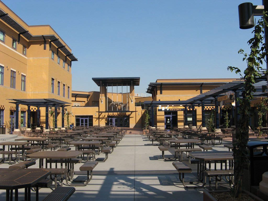 1024x768 UC Irvine. The UC Irvine campus is empty. When do people wa