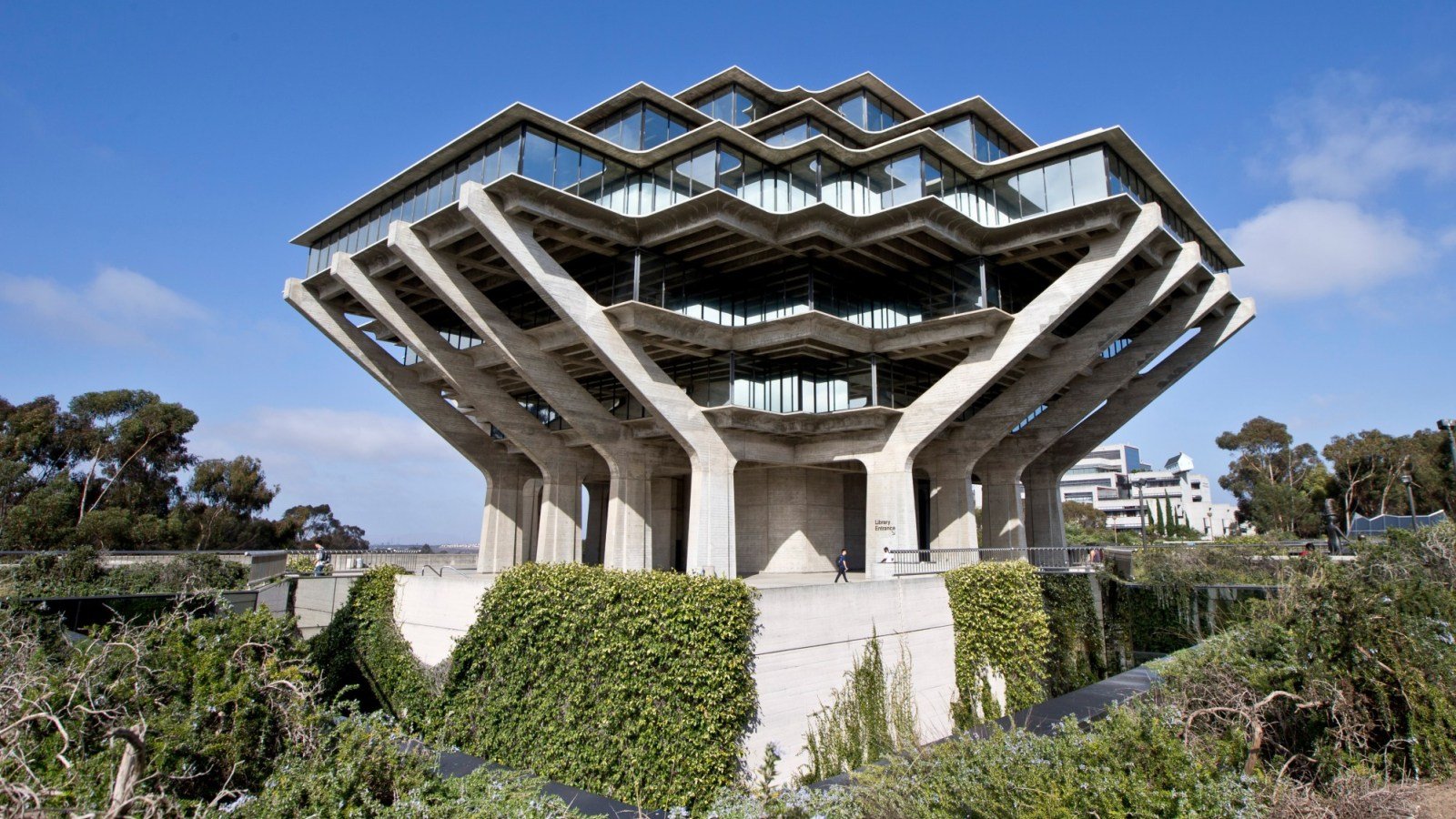 1600x900 UC San Diego ranks in world for universities driving innovation