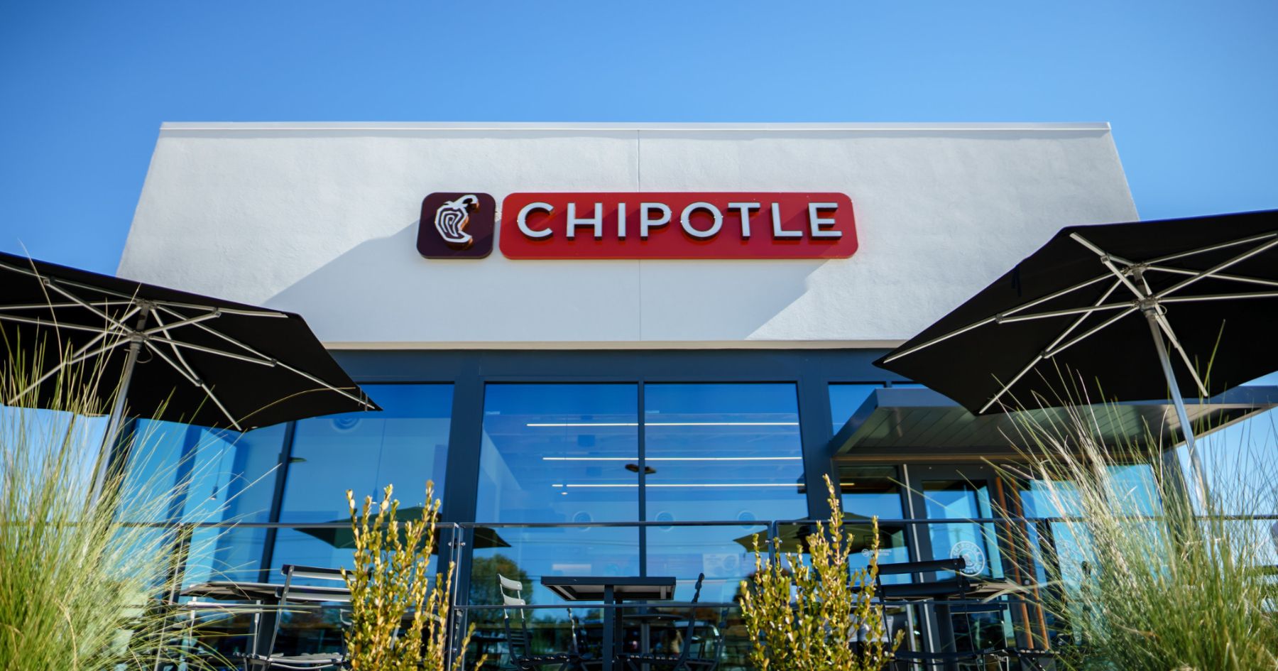 1800x945 Chipotle Invests In Robotic Makelines, Fungi Based Meat