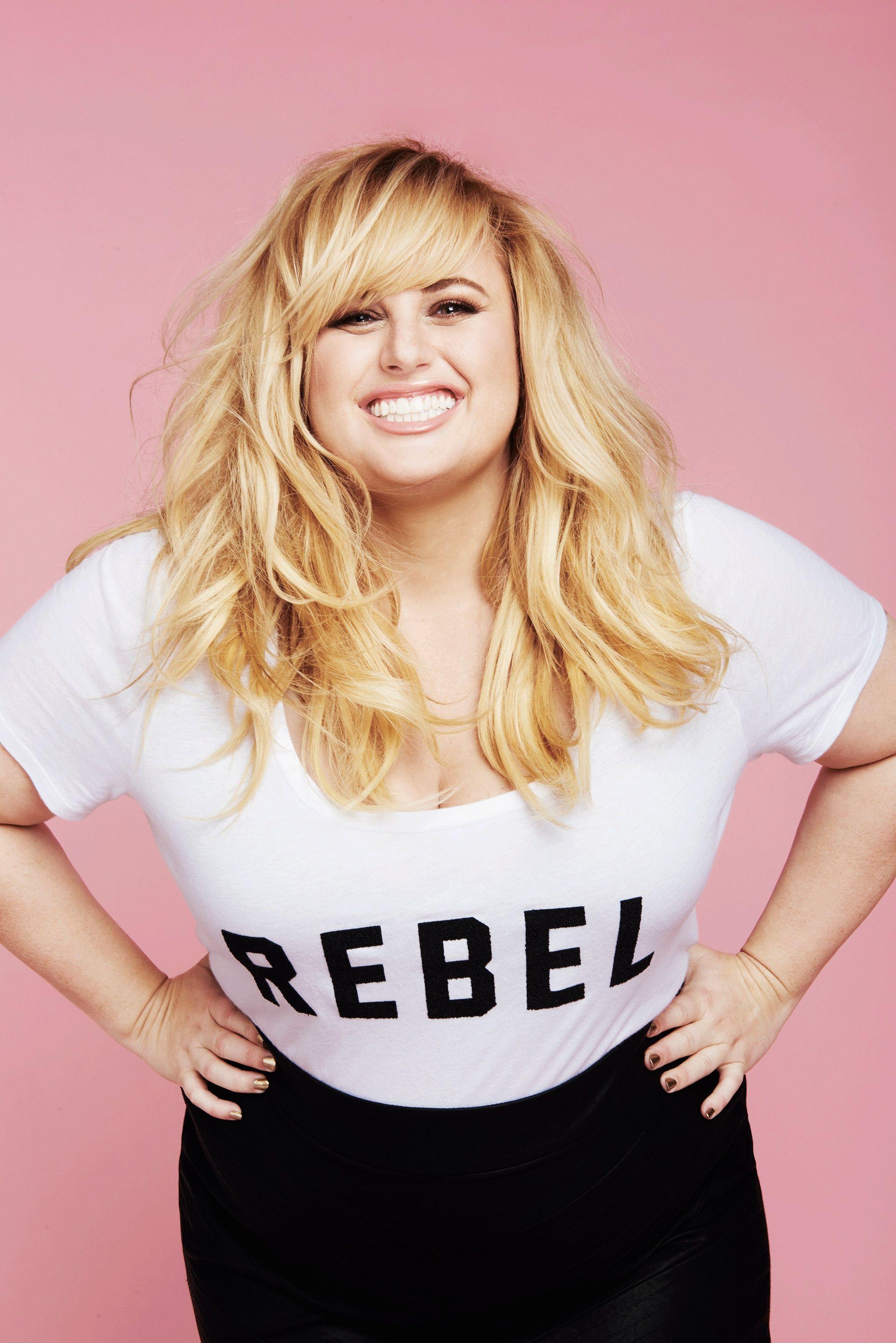 2000x2997 Rebel Wilson Wallpaper