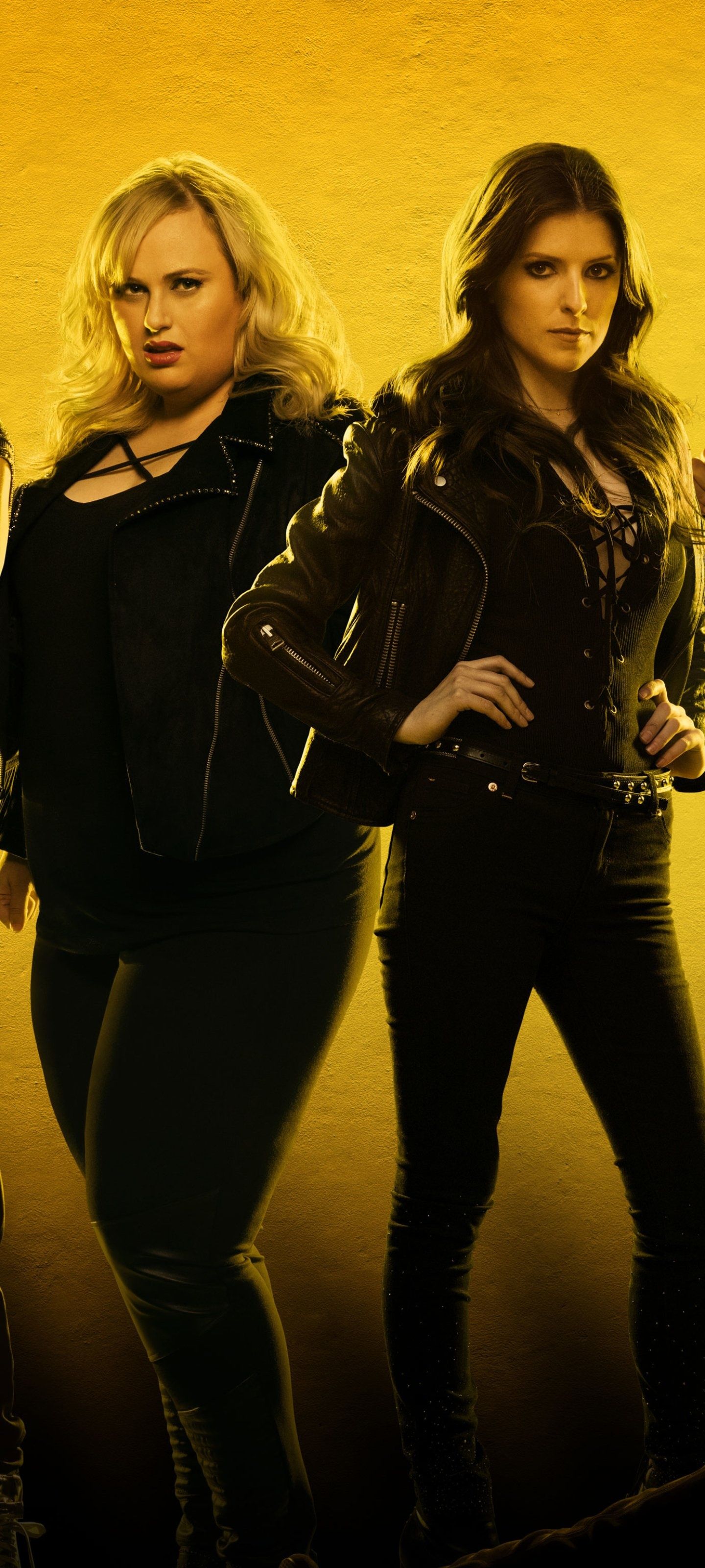 1440x3200 Rebel Wilson Wallpaper