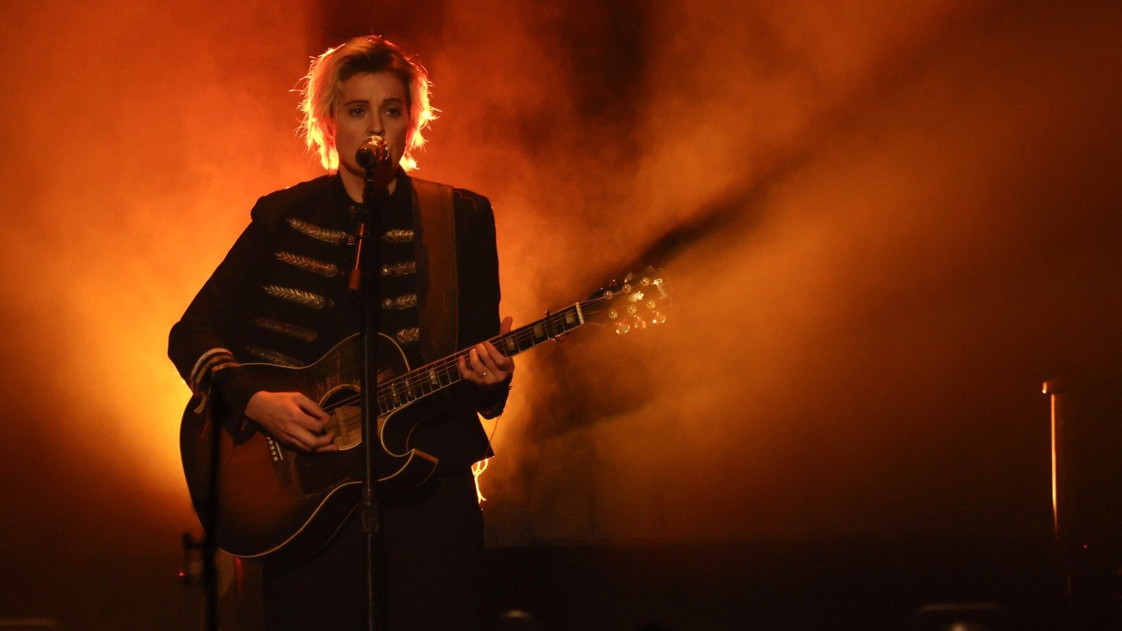 1600x900 Review: Bigger room, same great Brandi Carlile