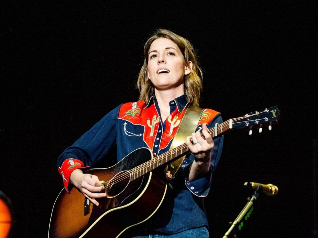 1024x768 Brandi Carlile Steps up to the SNL Plate