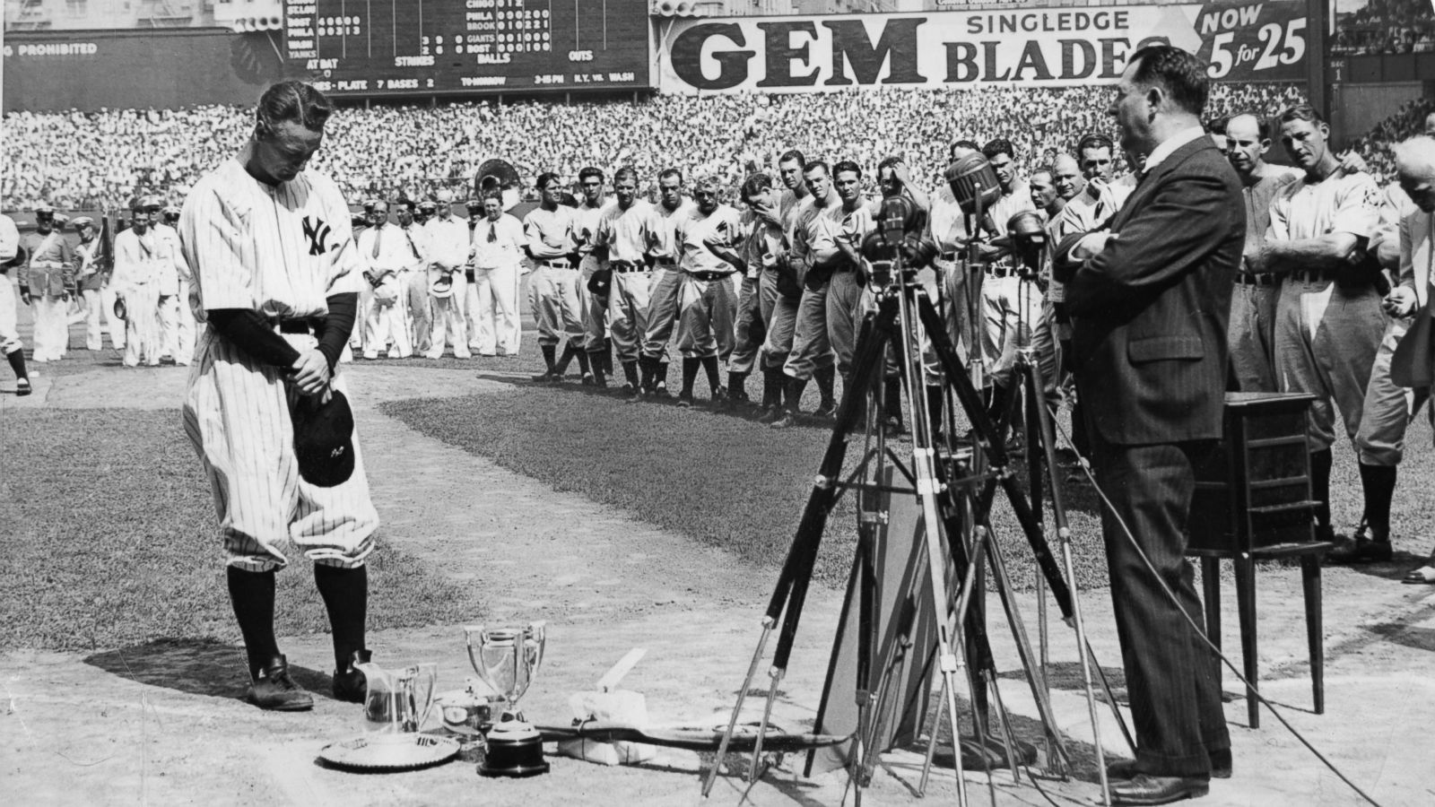 1600x900 Lou Gehrig's Famous Speech Recreated