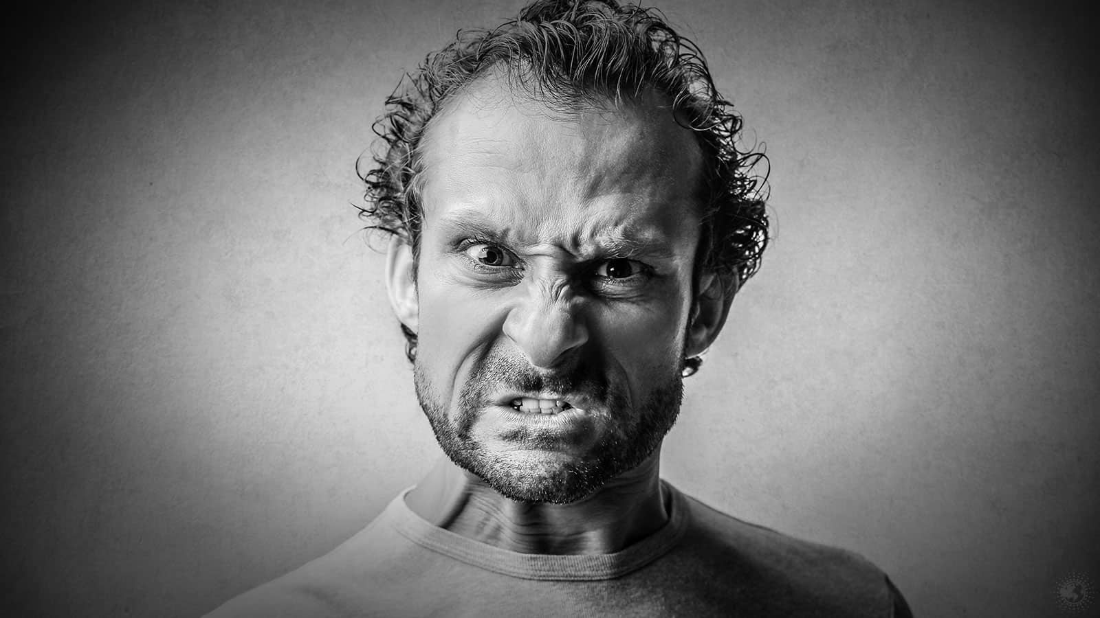 1600x900 Mental Health Experts Reveal 10 Signs of Borderline Personality Disorder