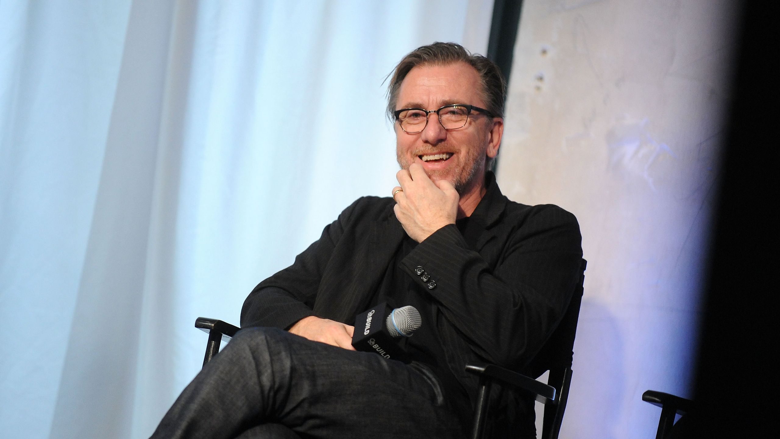 2560x1440 Tim Roth: Yeah, I Did That Awful FIFA Movie for the Money