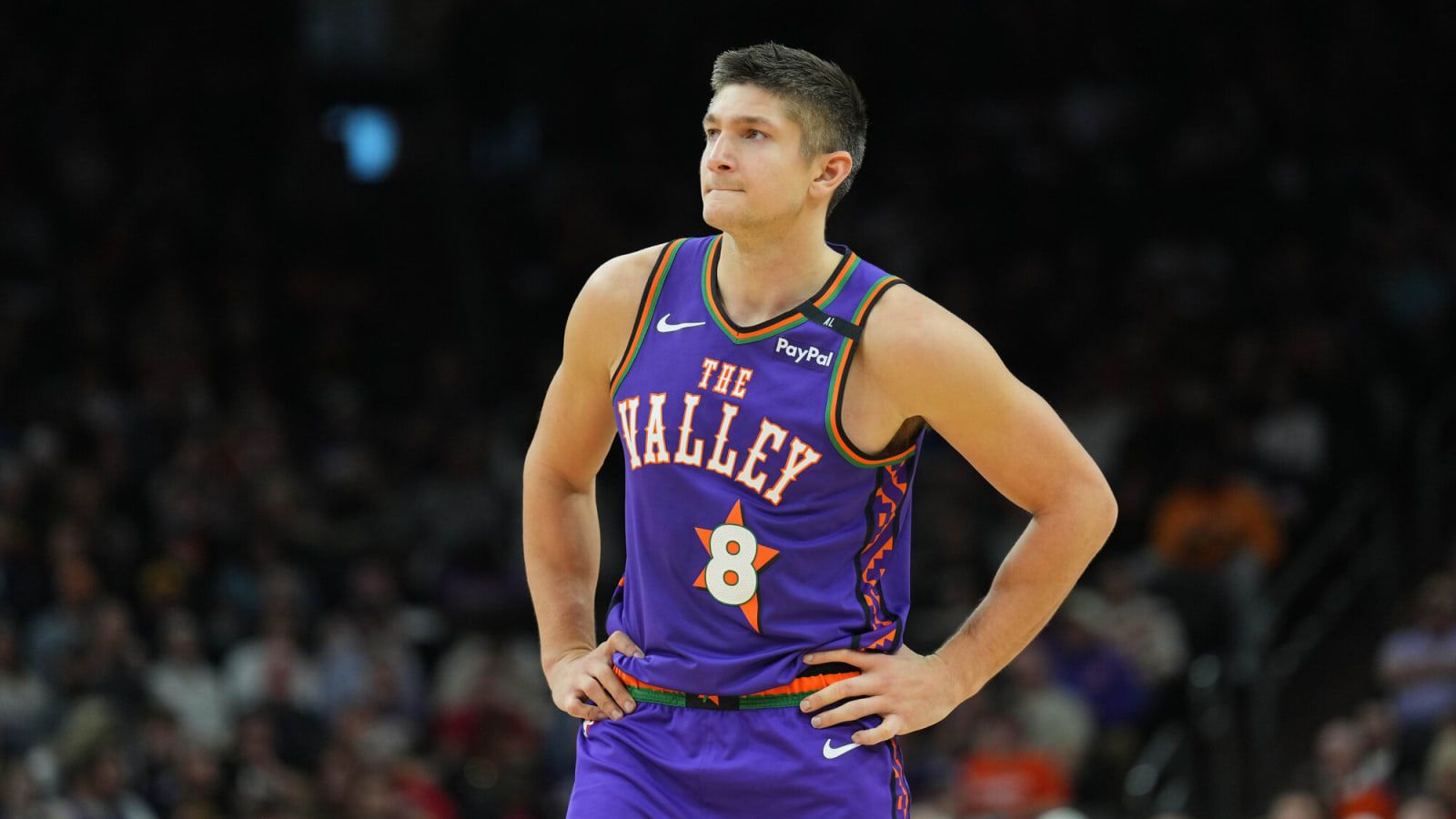 1600x900 Suns' Grayson Allen OUT for rest of game vs Hornets with knee injury