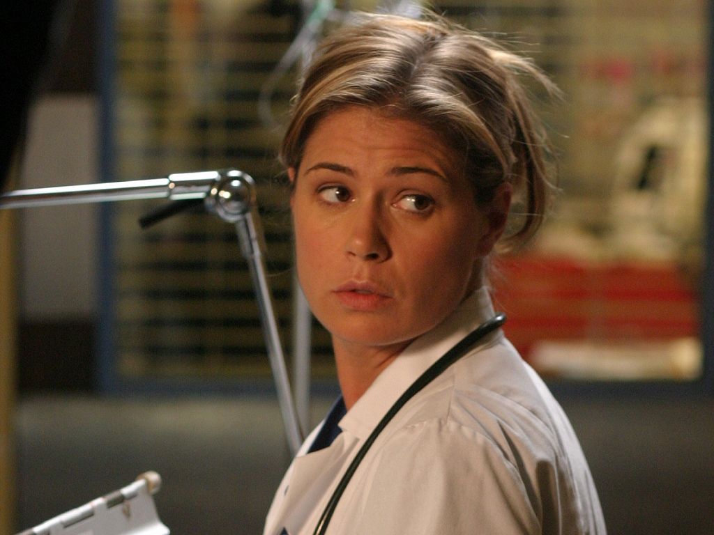 1024x768 Picture of Maura Tierney, Picture Of Celebrities