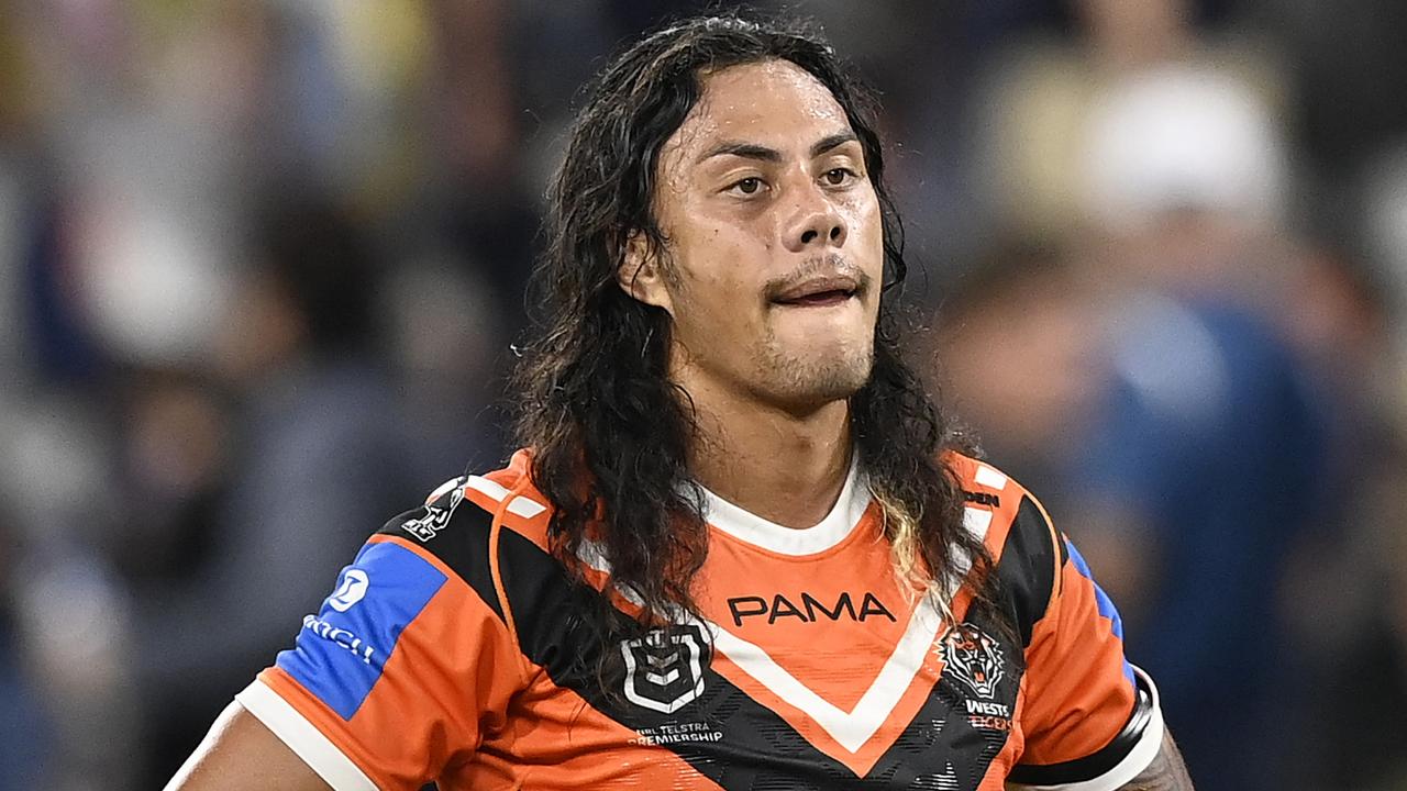 1280x720 NRL 2025: $6 million man Jarome Luai not worth the price at Wests Tigers so far, problems, not playing halfback, James Hooper column