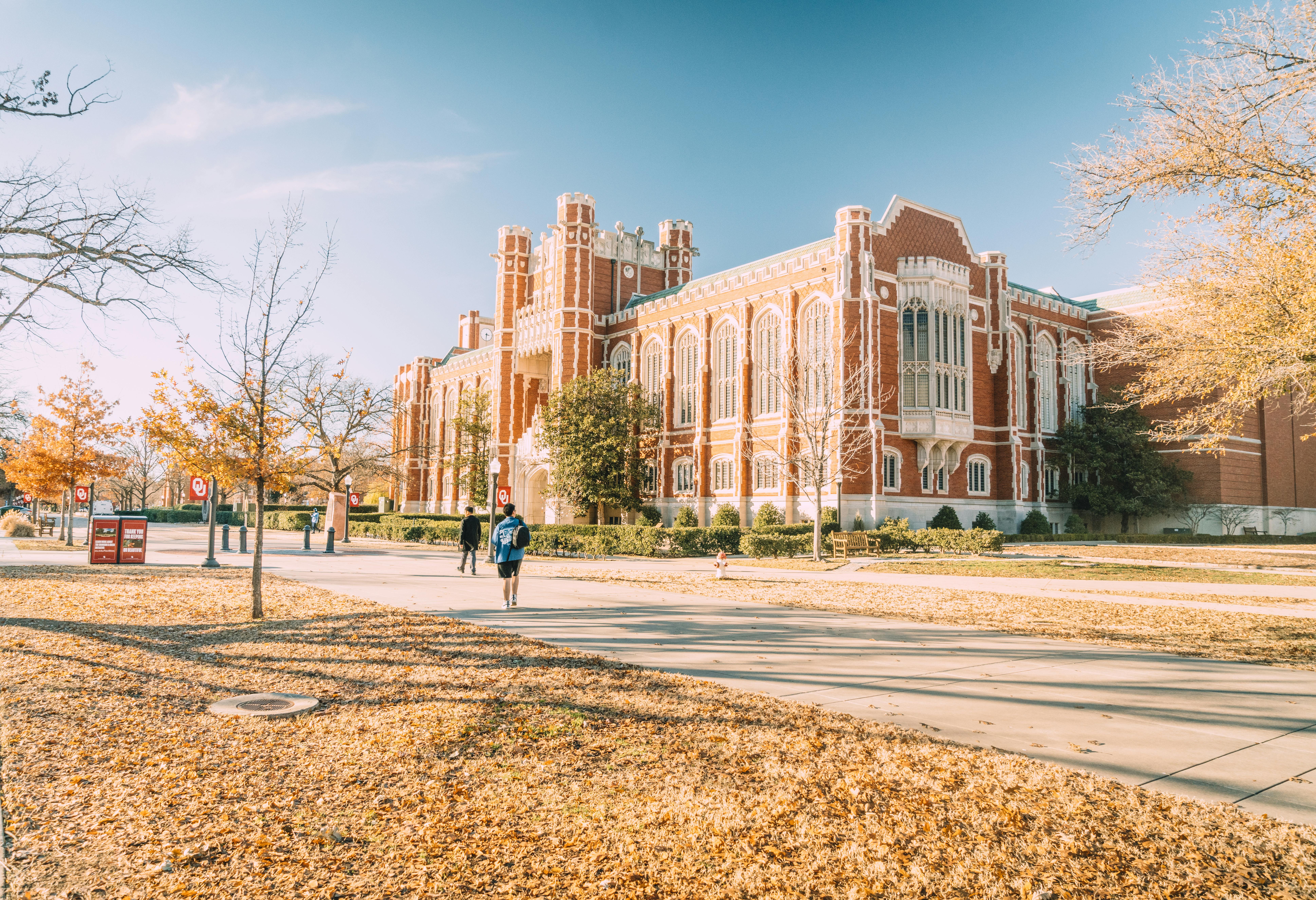 7755x5304 The University of Oklahoma in Autumn · Free