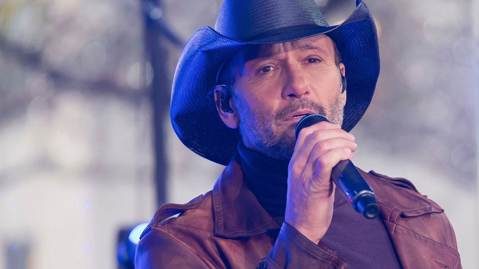 1600x900 Tim McGraw's 'Neon Church': Hear New Song