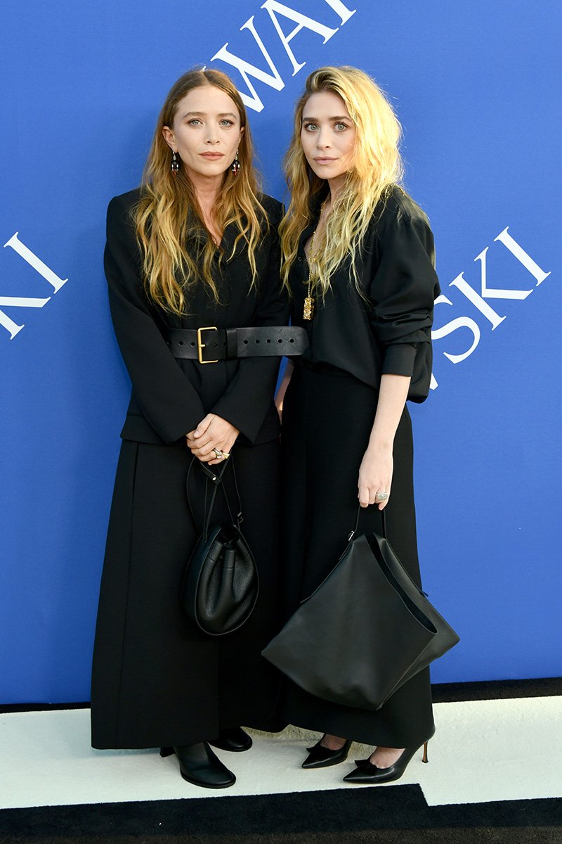 800x1200 Happy Birthday, Mary Kate & Ashley Olsen: Their Style In Photo