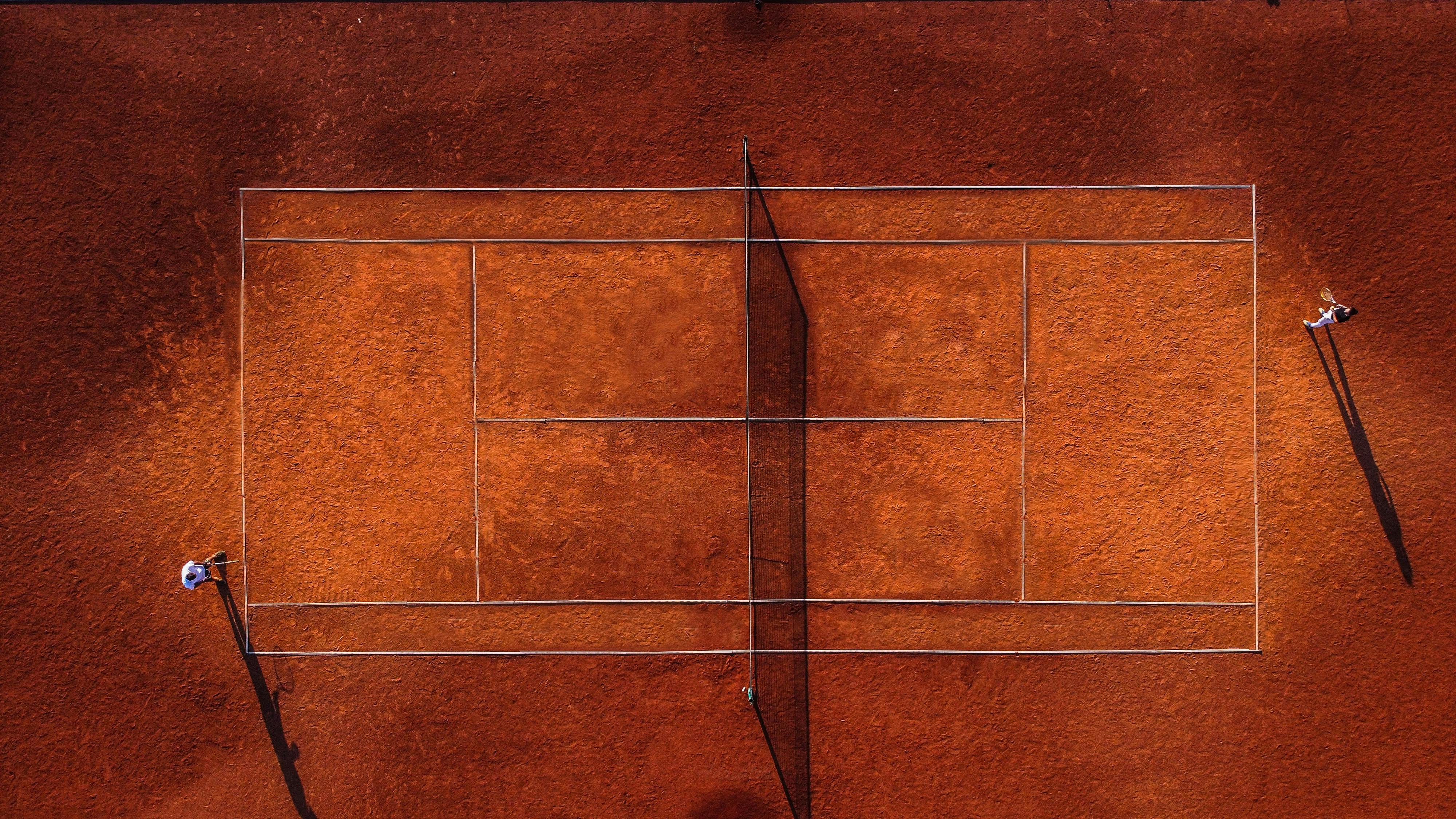 4000x2250 Top View of People Playing Tennis · Free
