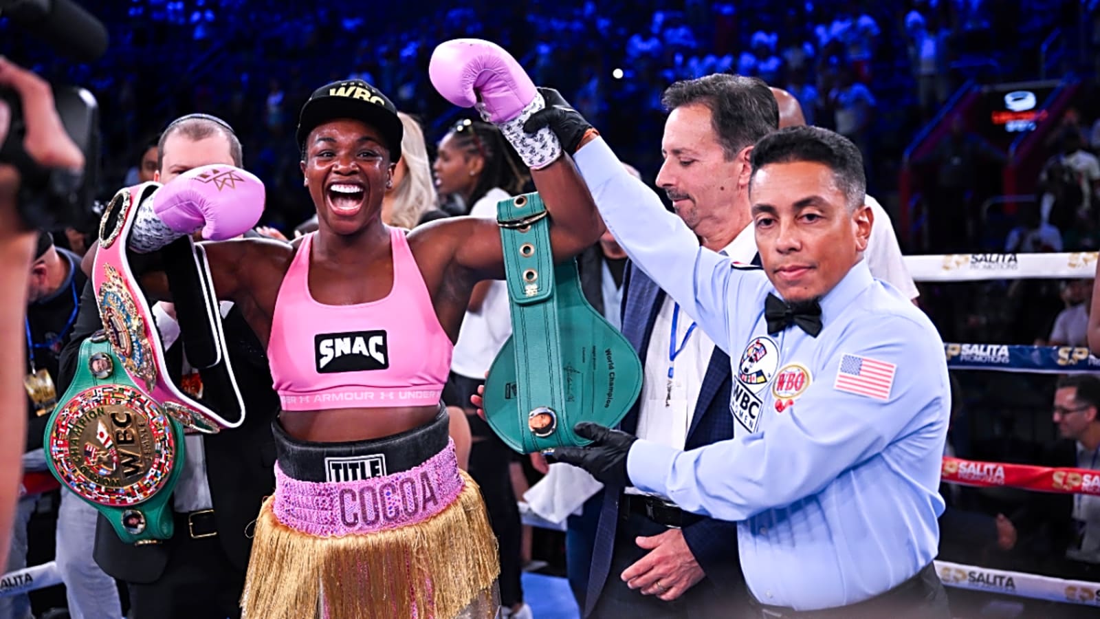 1600x900 Claressa Shields Vs. Franchon Crews Dezurn: When It Starts And Ring Walk Times
