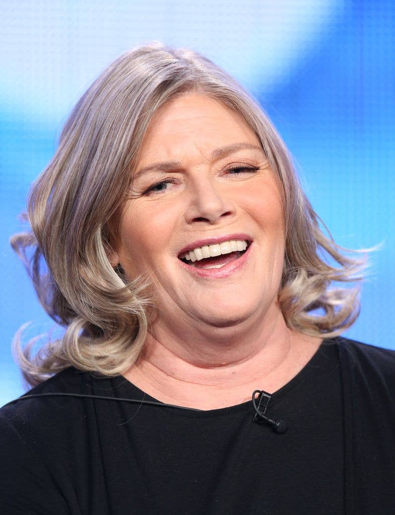 787x1024 Top Gun star Kelly McGillis, looks completely different now. HELLO!