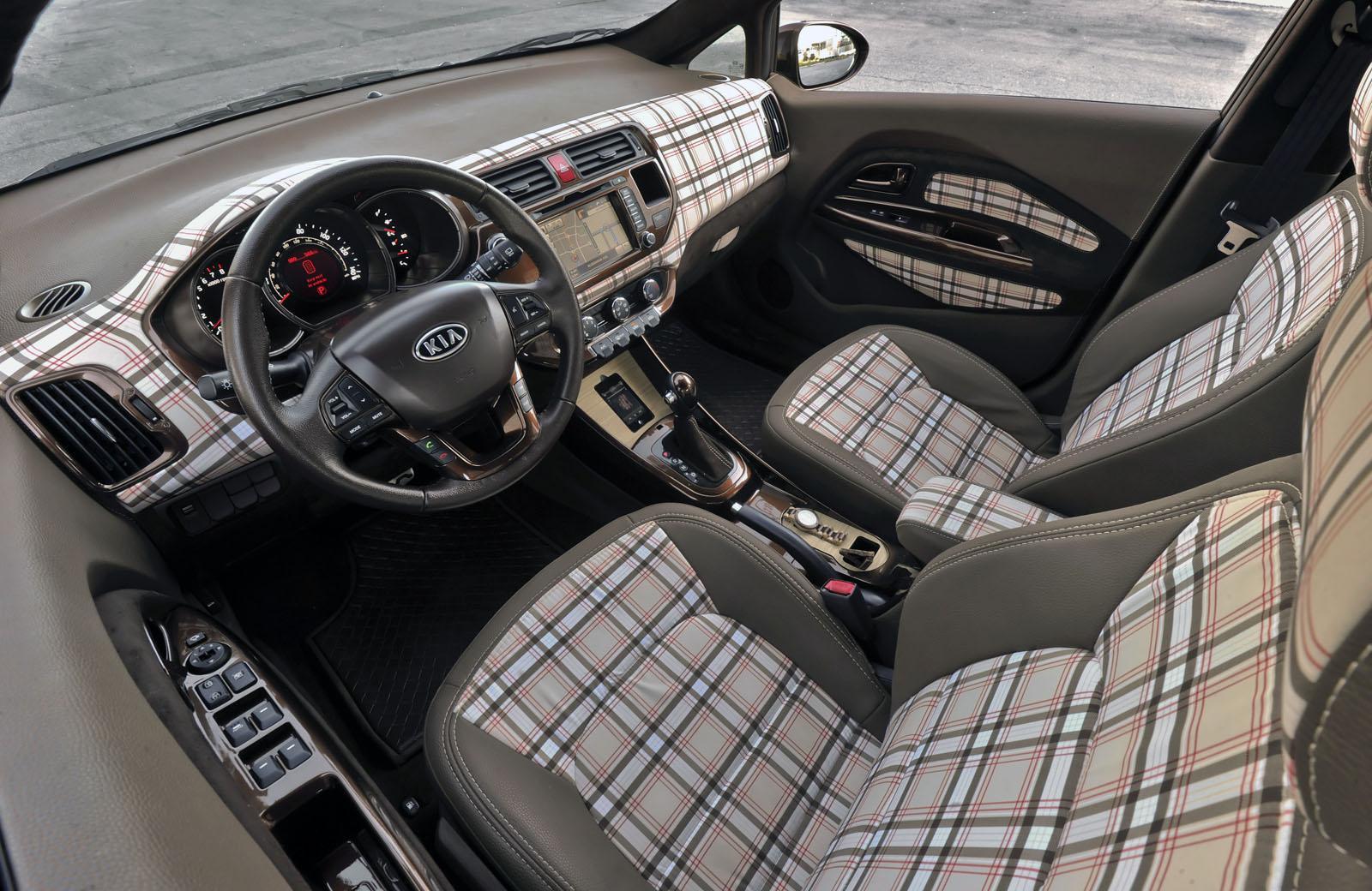 1600x1040 Retro Surf KIA Rio 5 Door Wallpaper Power Girl