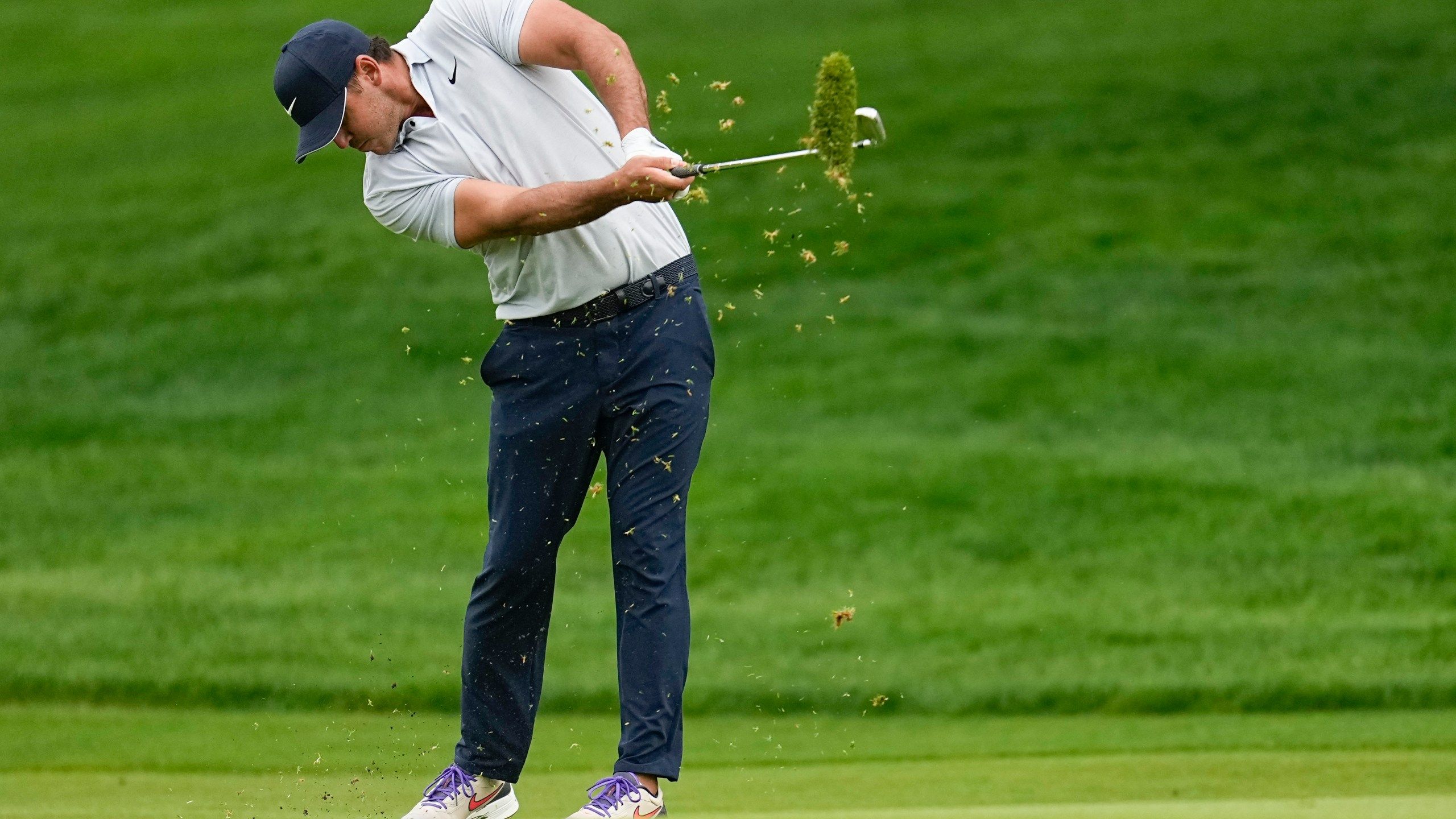 2560x1440 Koepka a tough customer on a tough day to lead PGA Championship