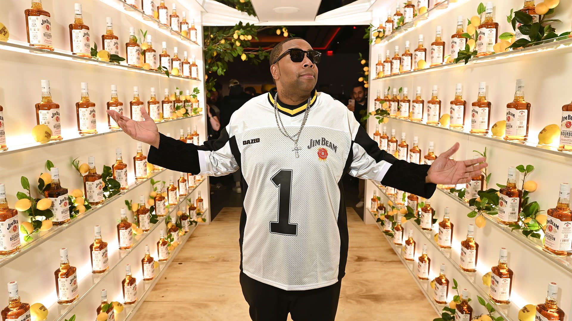 1920x1080 Kenan Thompson's Cure for a Bad NFL Season Involves Bourbon's Journal