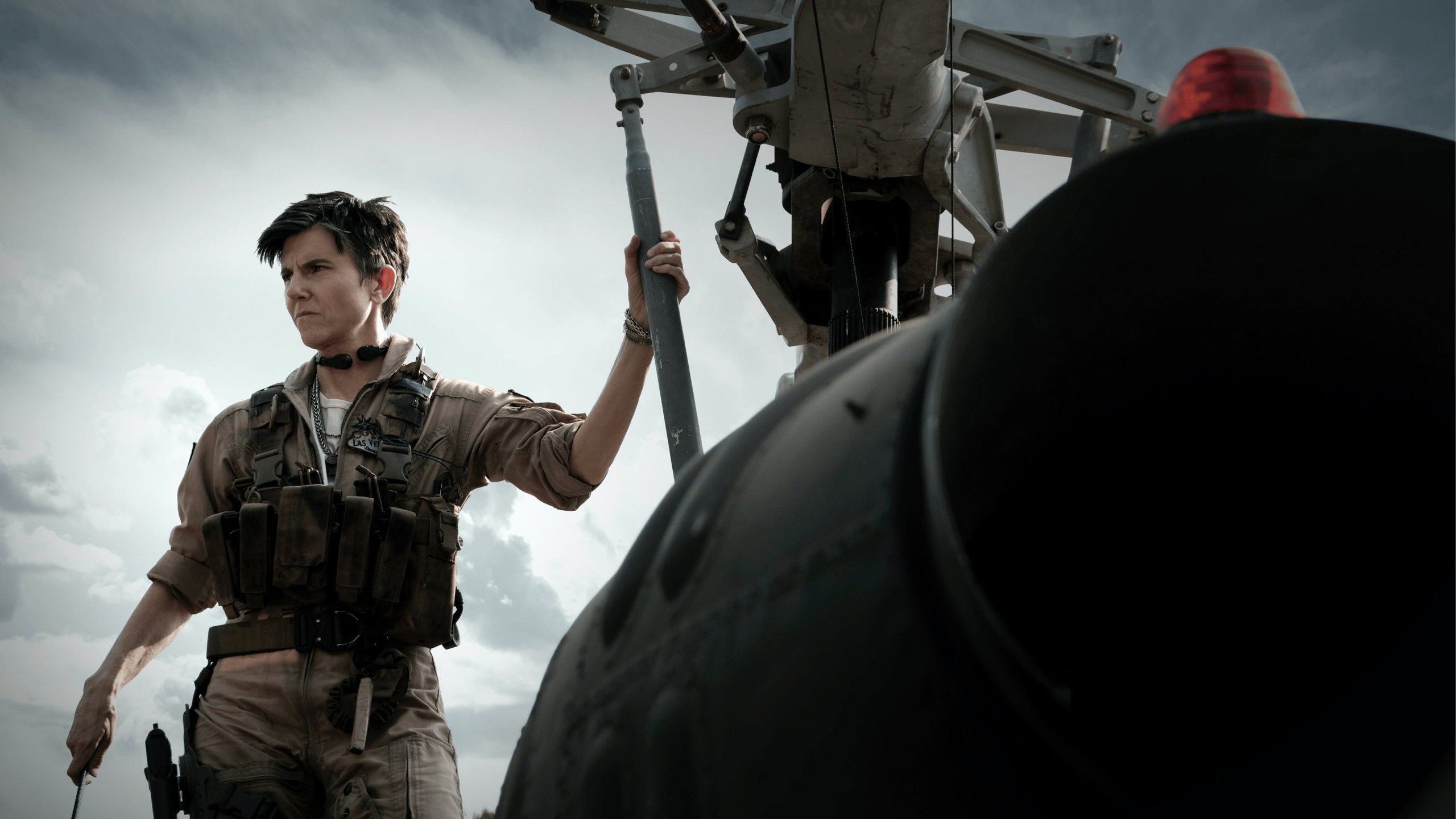 2560x1440 Marianne Peters Tig Notaro 4K HD Army Of The Dead Wallpaper