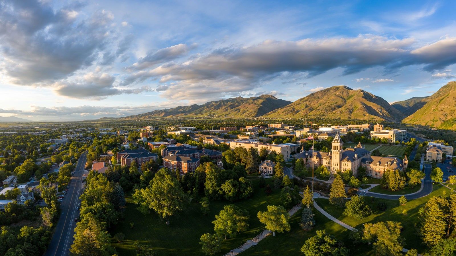 1600x900 Campuses