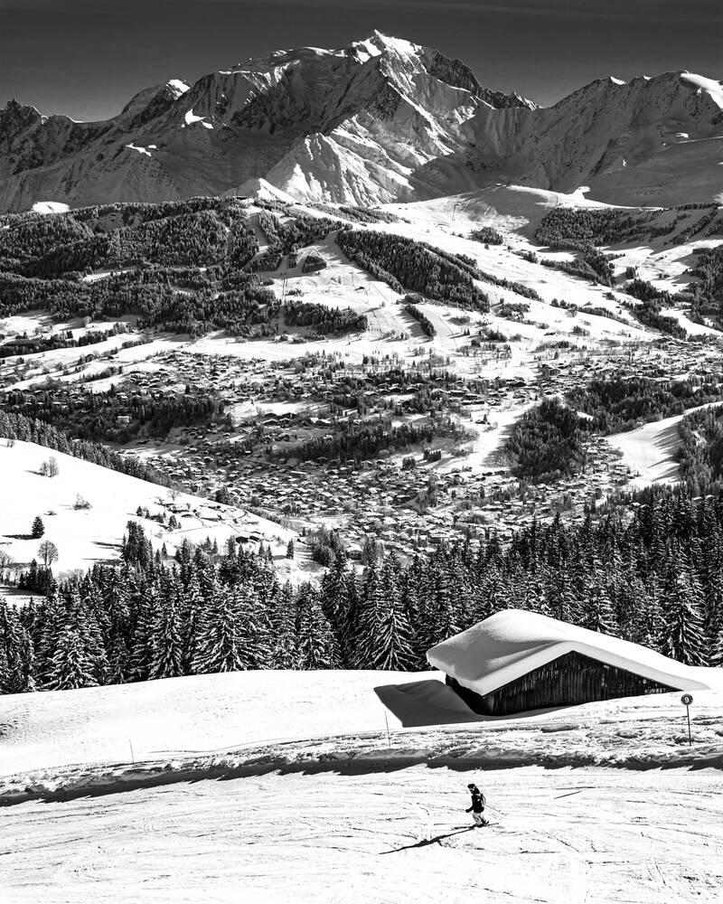 800x1000 SKI IN MEGEVE WITH A SUBLIME VIEW ON THE MONT BLANC
