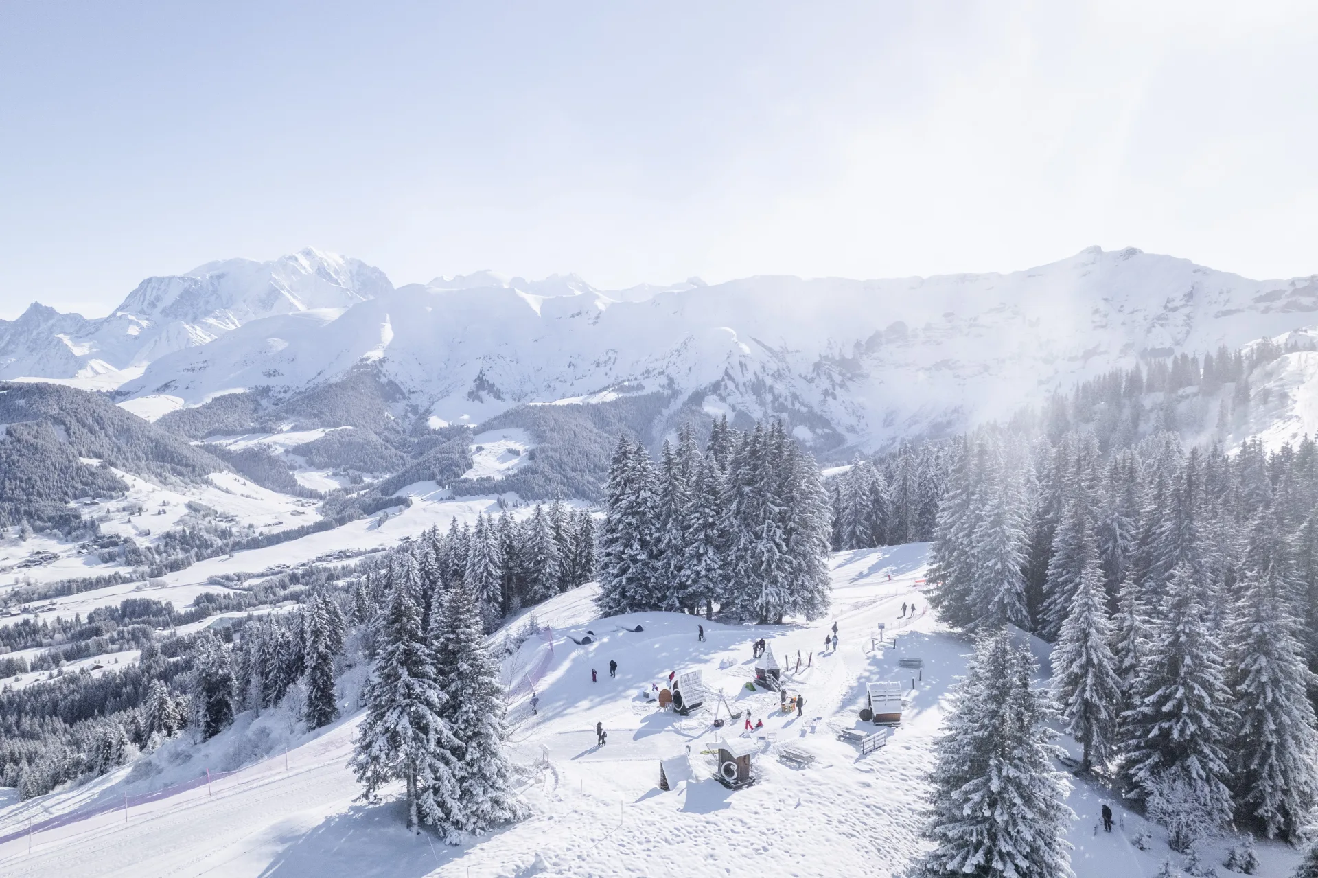 1920x1279 Ski areasève Tourism