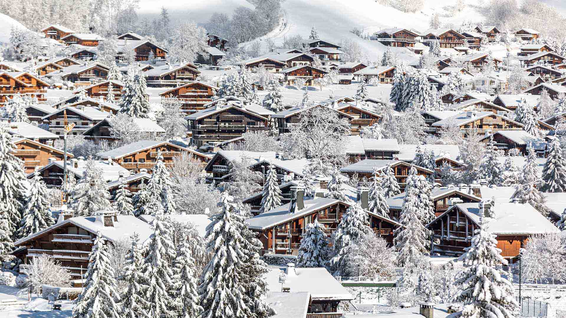 1920x1080 Megève: A Luxury Ski Resort to Discover