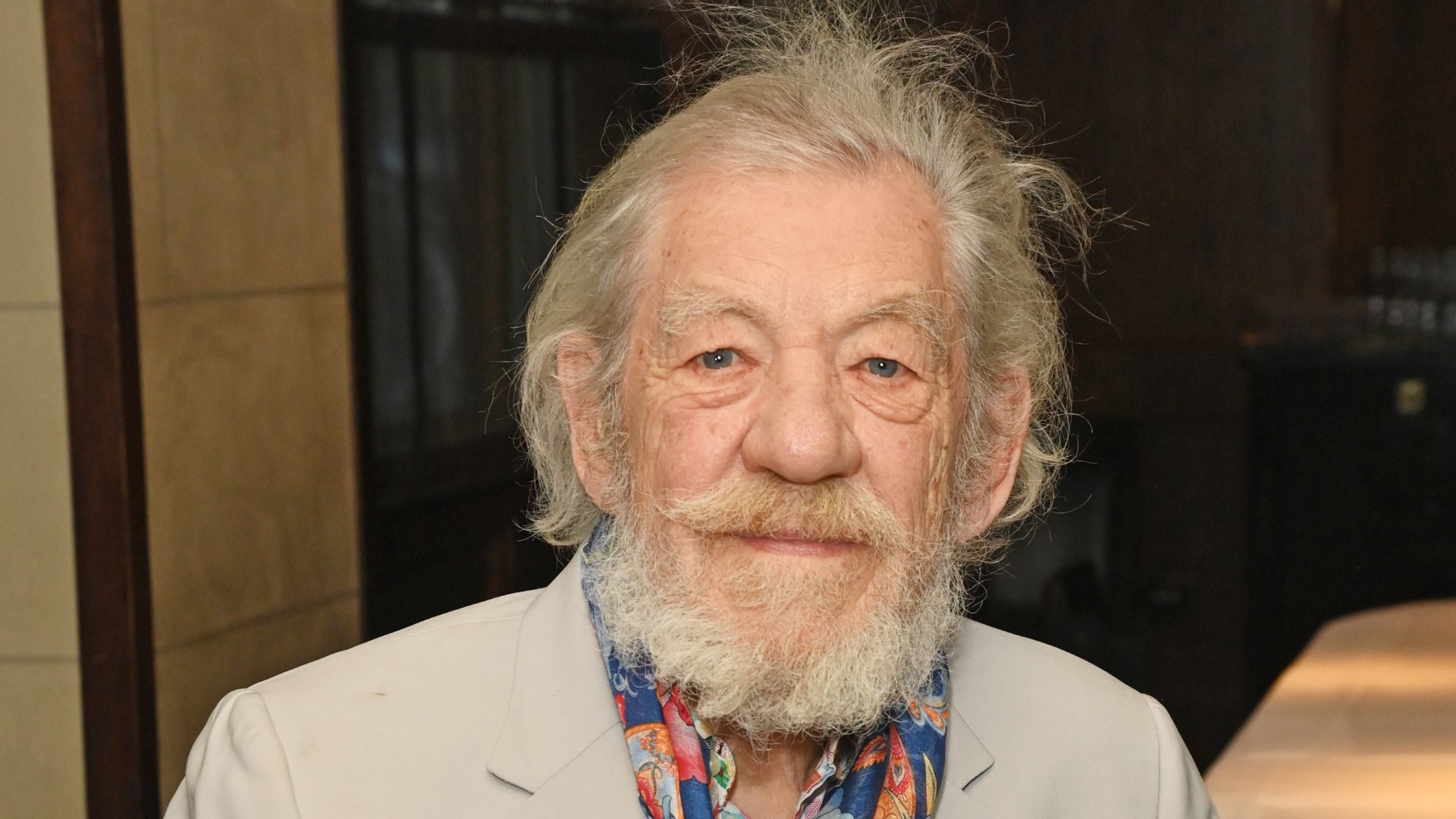 1920x1080 Ian McKellen Withdraws From U.K. Tour of Play After Falling Off Stage
