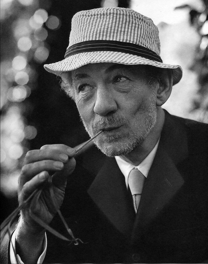 814x1035 McKellen Revealed as Voice of Speaking Clock for Comic Relief