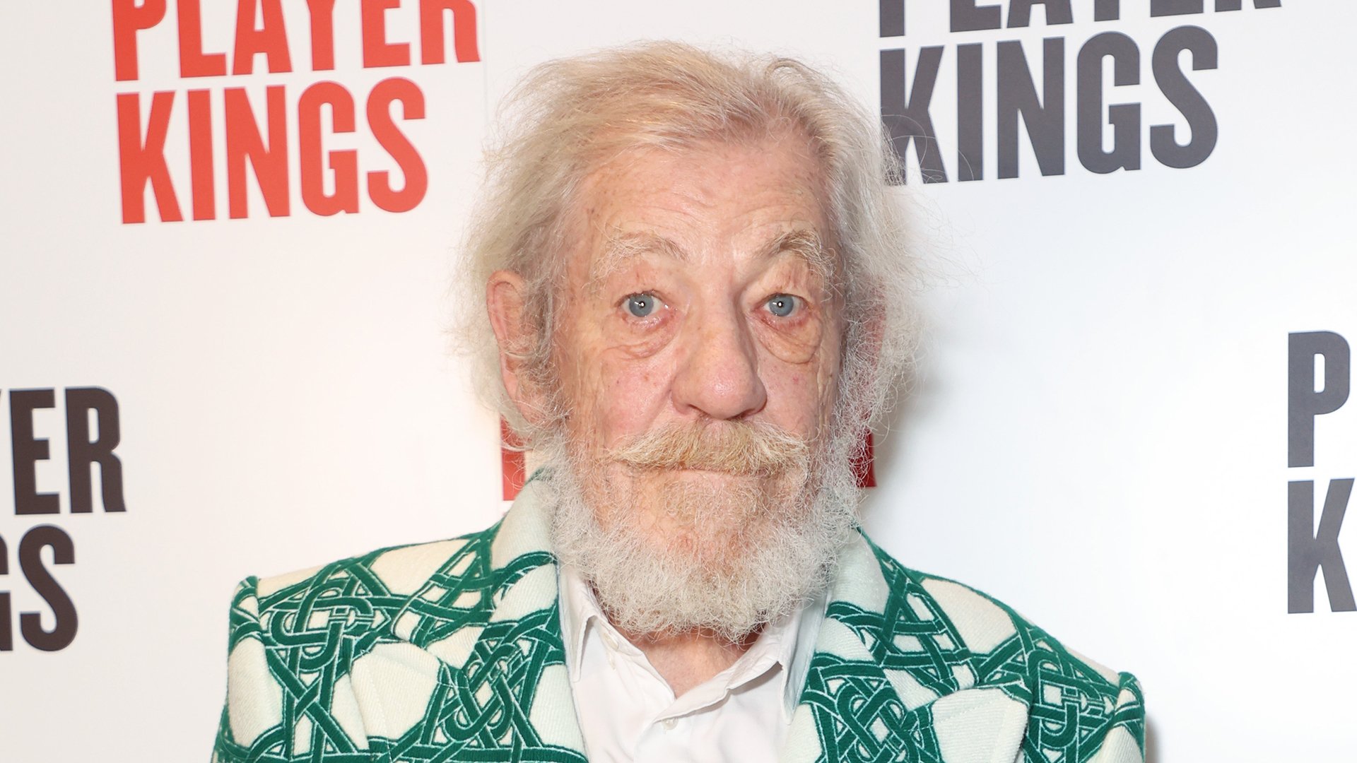 1920x1080 Ian McKellen To Make 'Full Recovery' After Falling Off Stage During London Performance