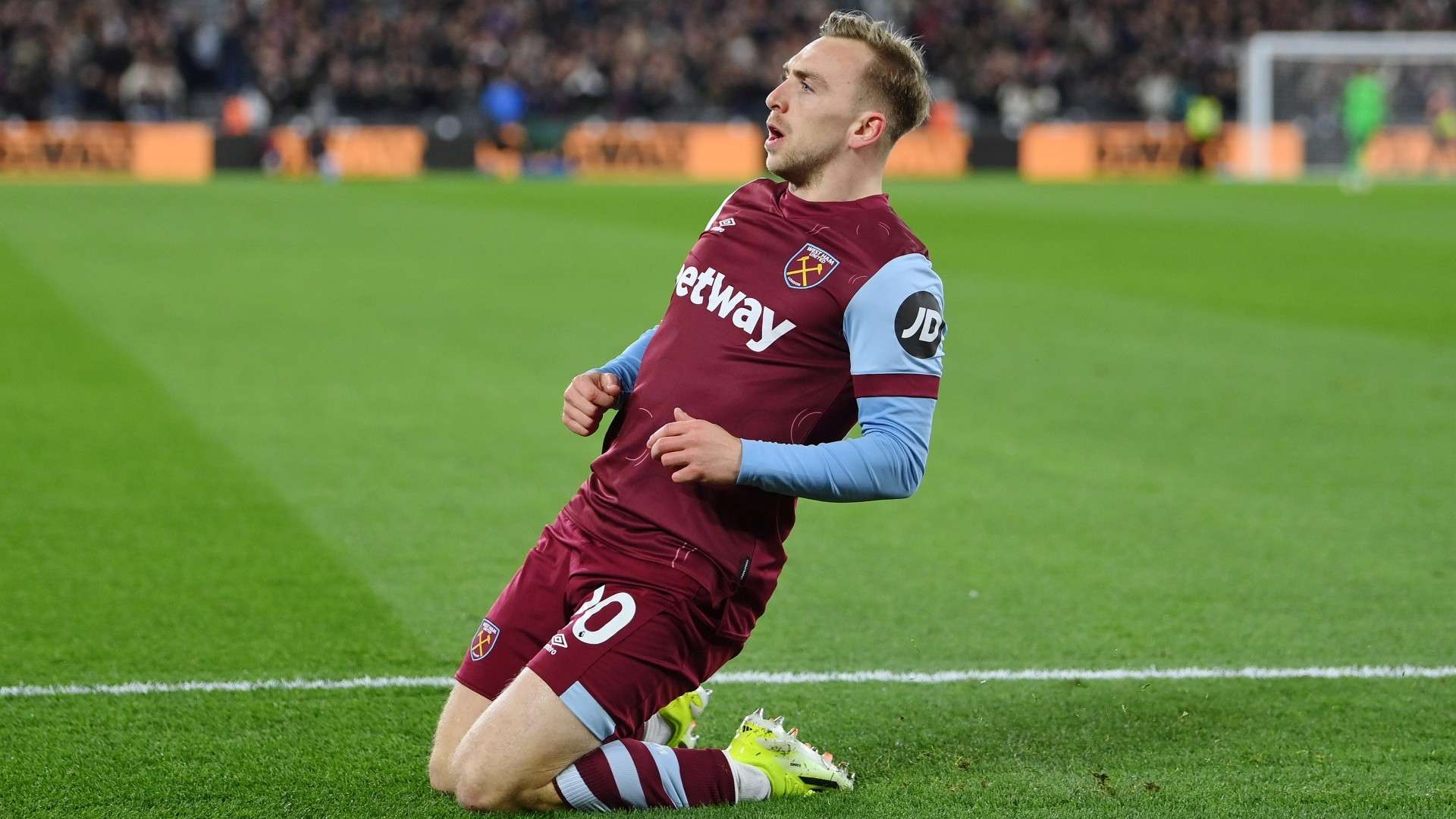 1920x1080 VIDEO: Are You Watching, Gareth Southgate?! Jarrod Bowen Stakes Claim For England Spot After Bagging First Career Hat Trick For West Ham. Goal.com US